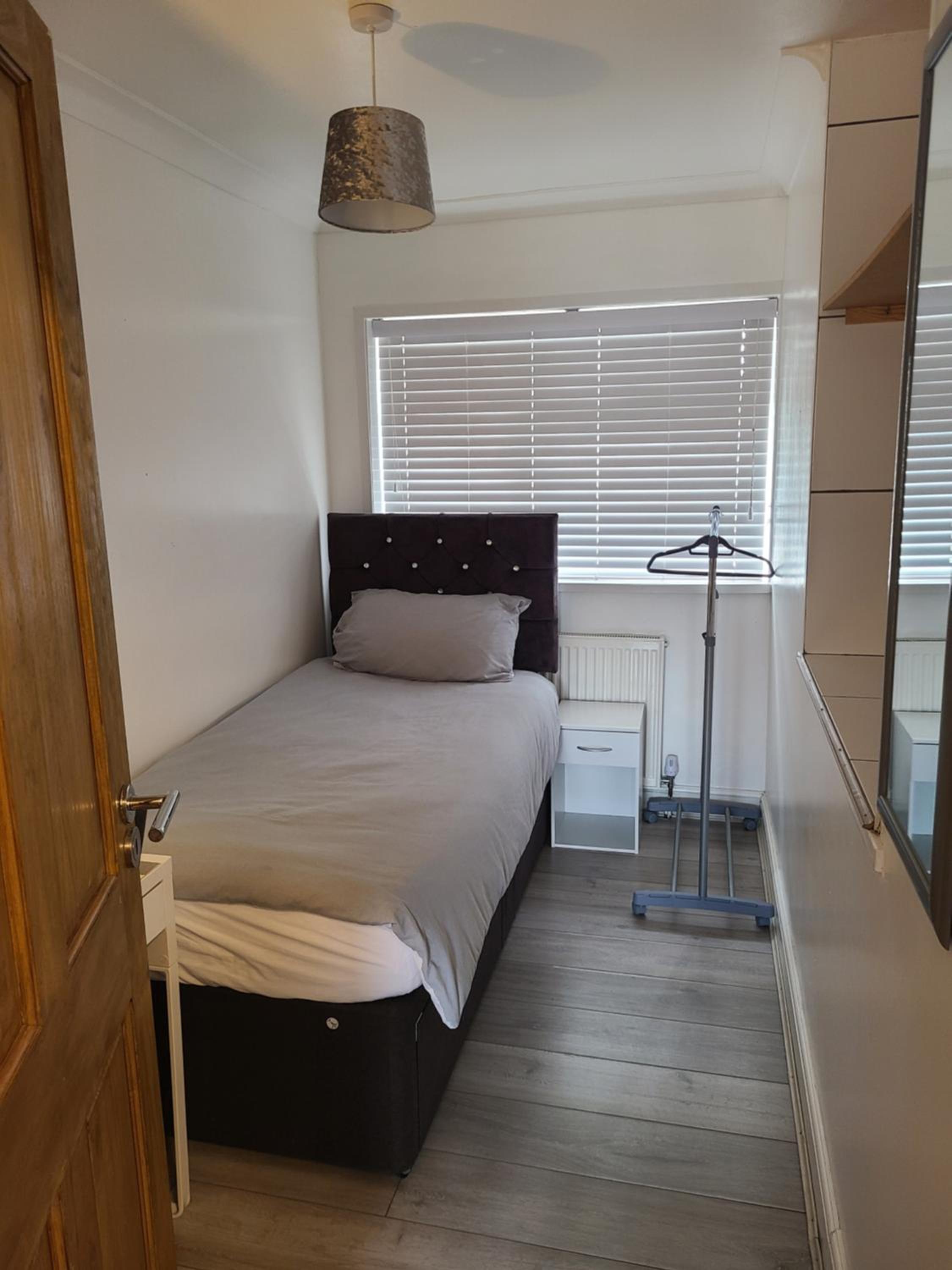 Single Room photo 2