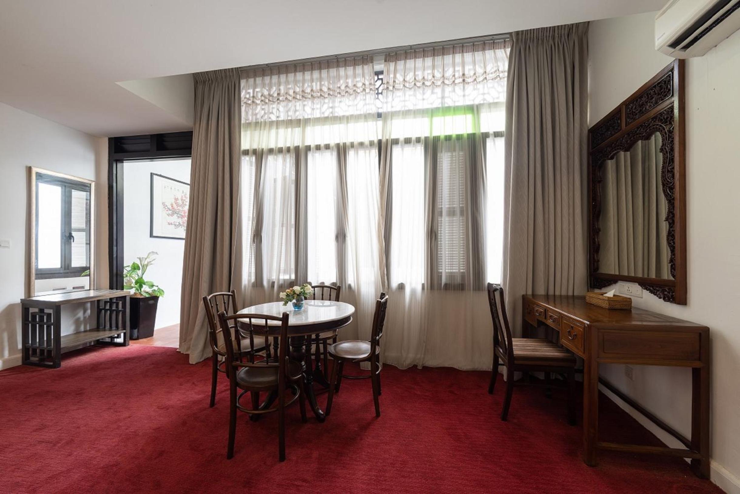 Two-Bedroom Suite photo 3