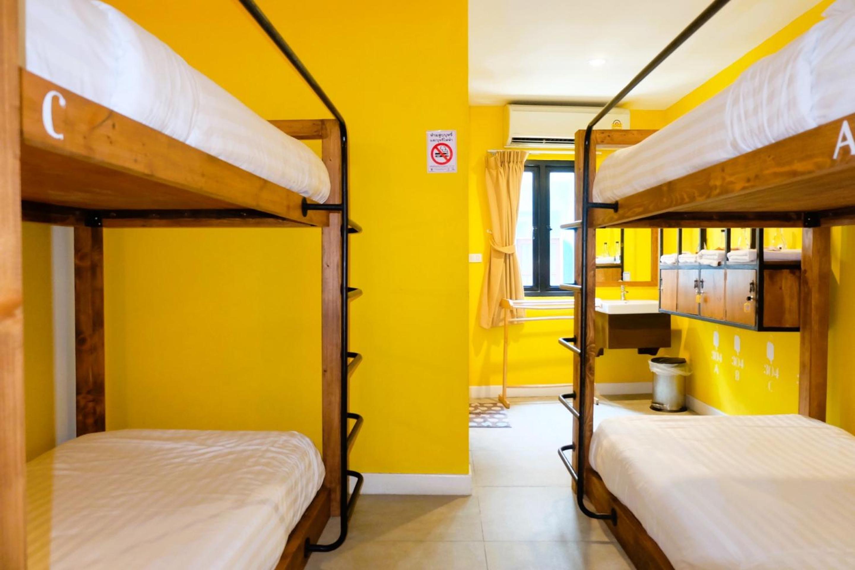 Quadruple Room with Bunk Beds photo 1