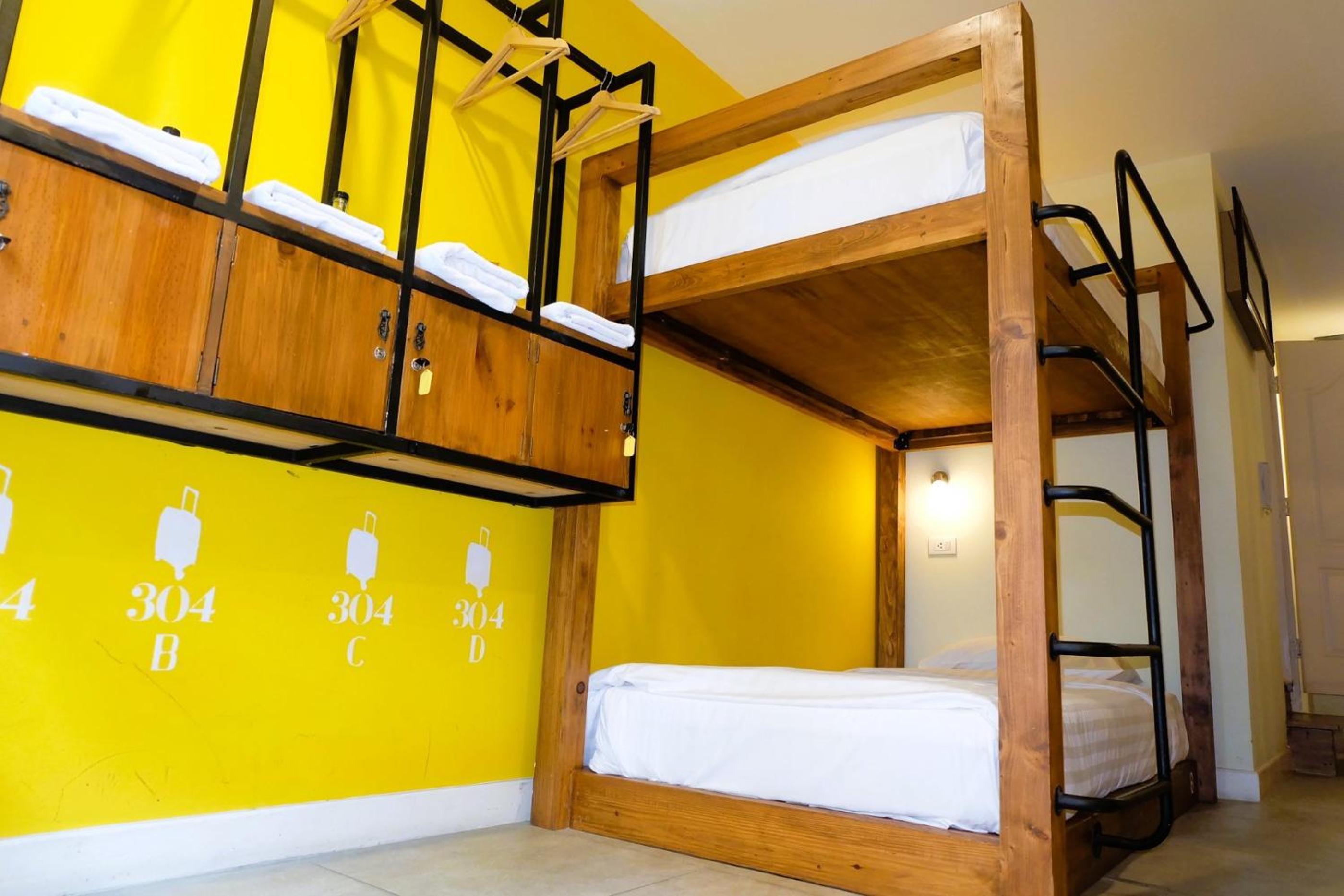 Quadruple Room with Bunk Beds photo 3