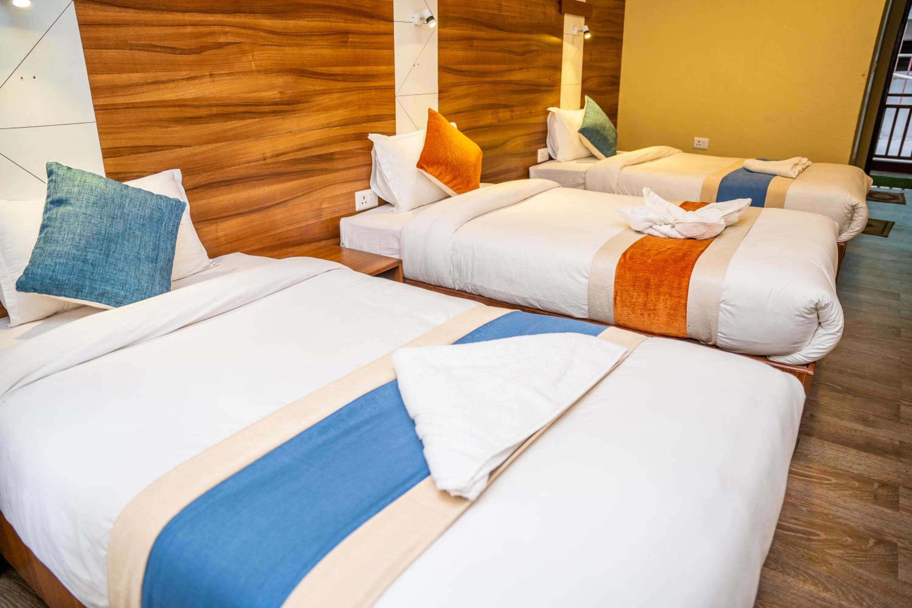 Deluxe Triple Room
