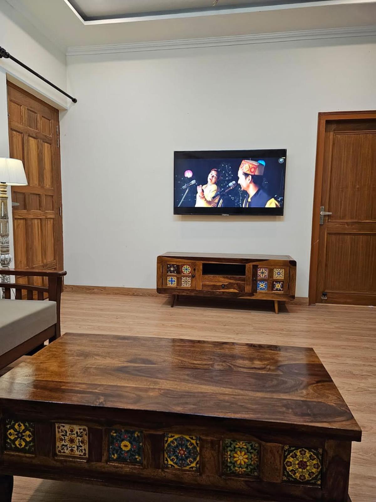 Three-Bedroom Villa photo 2