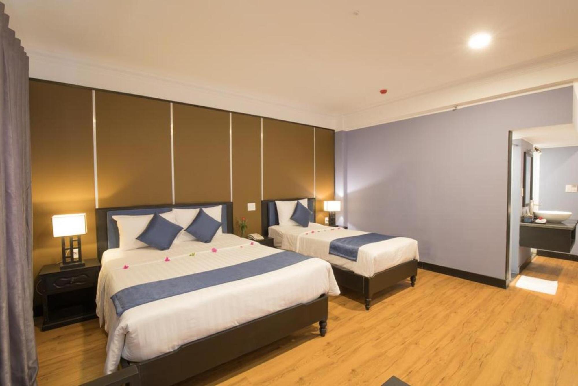 Deluxe Triple Room