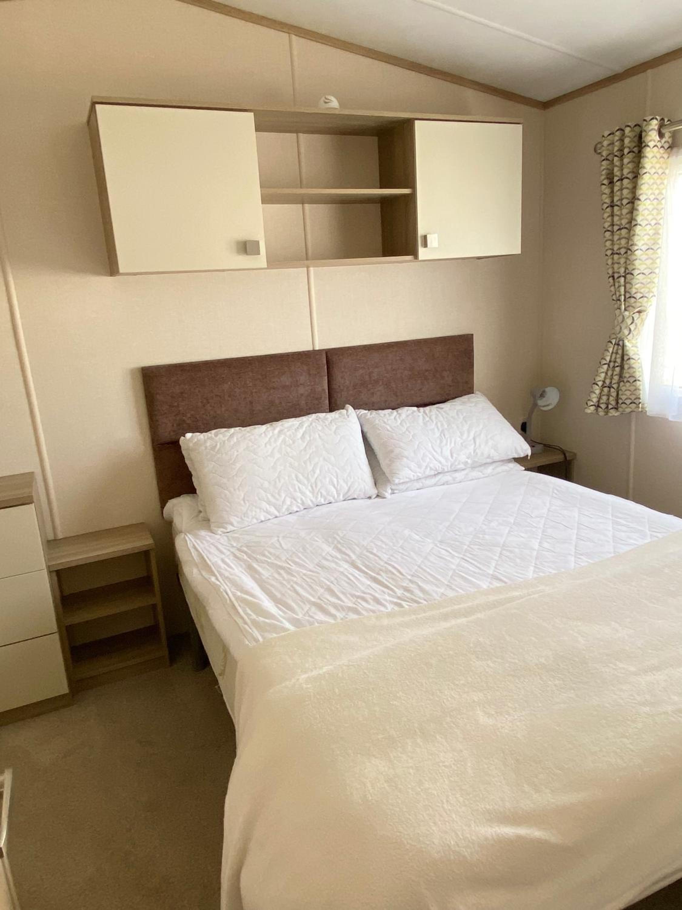 Two-Bedroom House photo 3