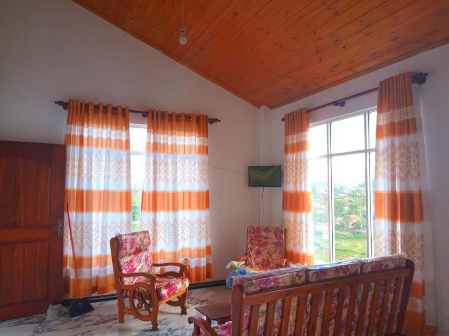 Two-Bedroom House photo 3