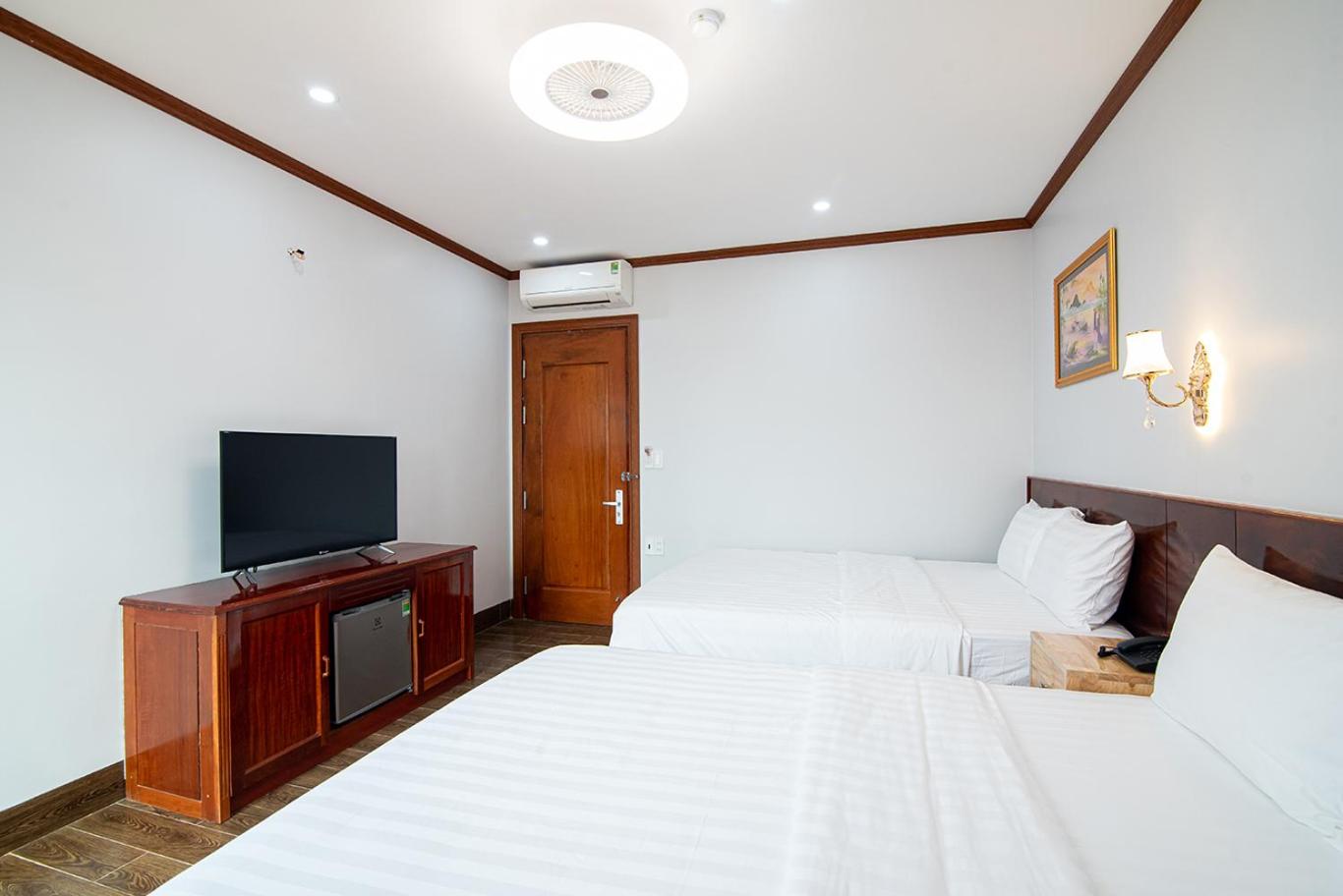 Standard Double or Twin Room photo 3