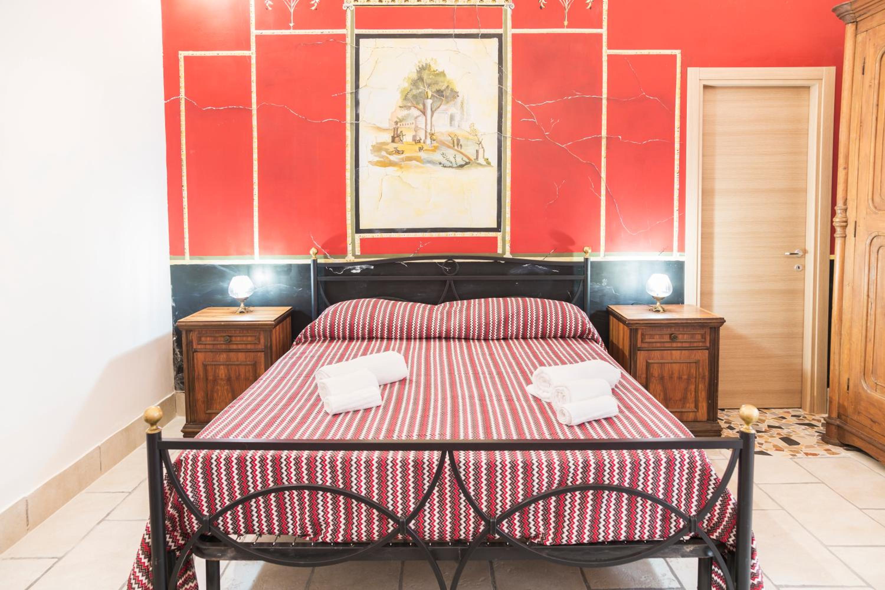 Quadruple Room with Private Bathroom photo 1
