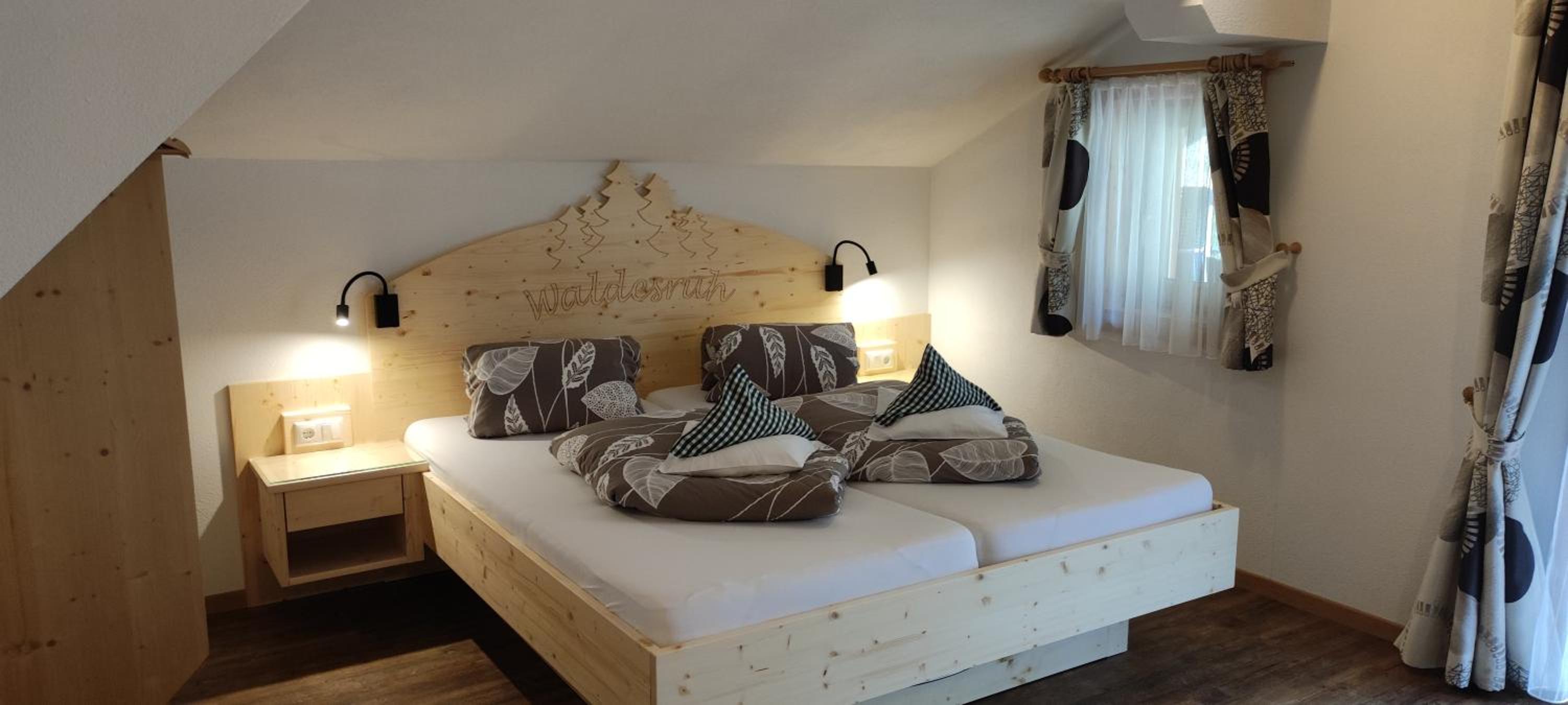Large Double Room photo 1