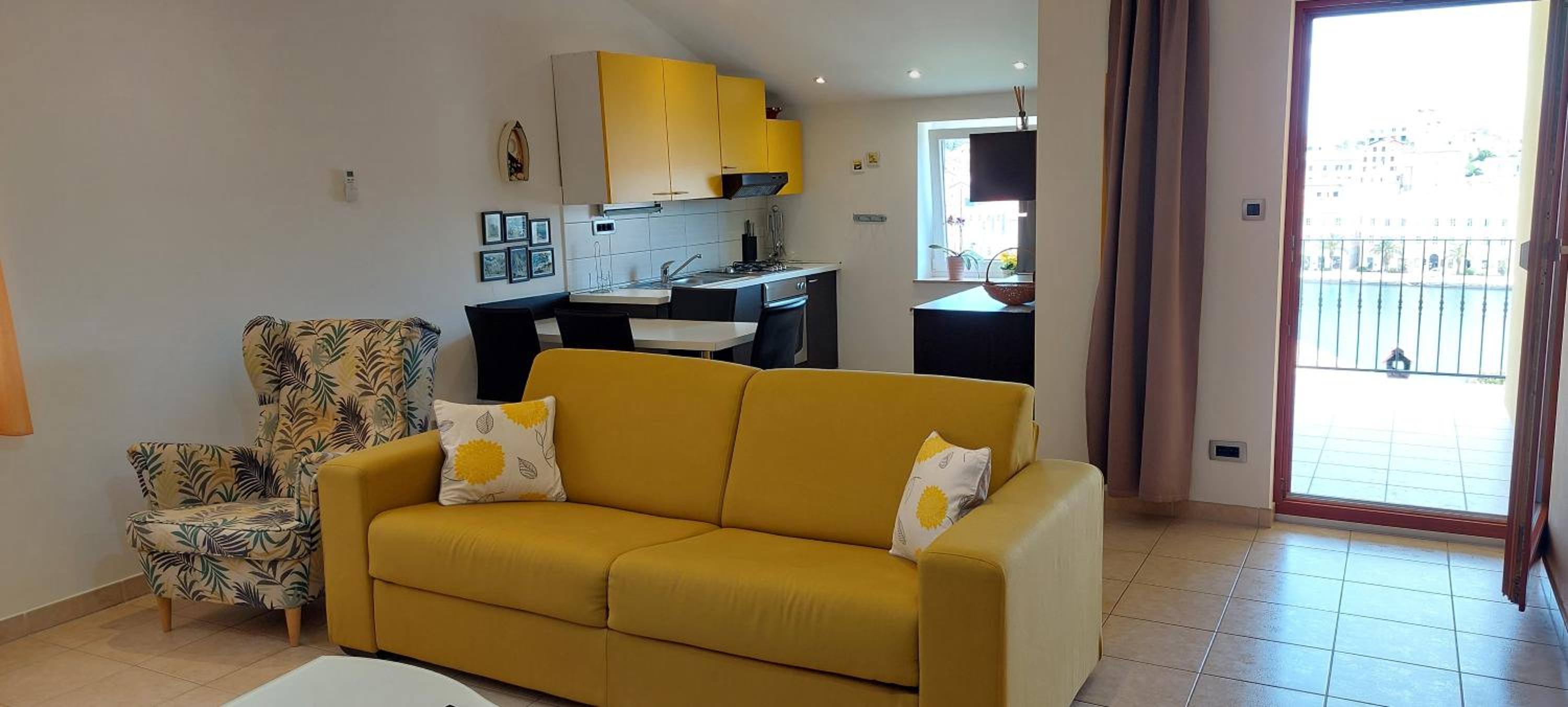 Apartment with Sea View photo 3
