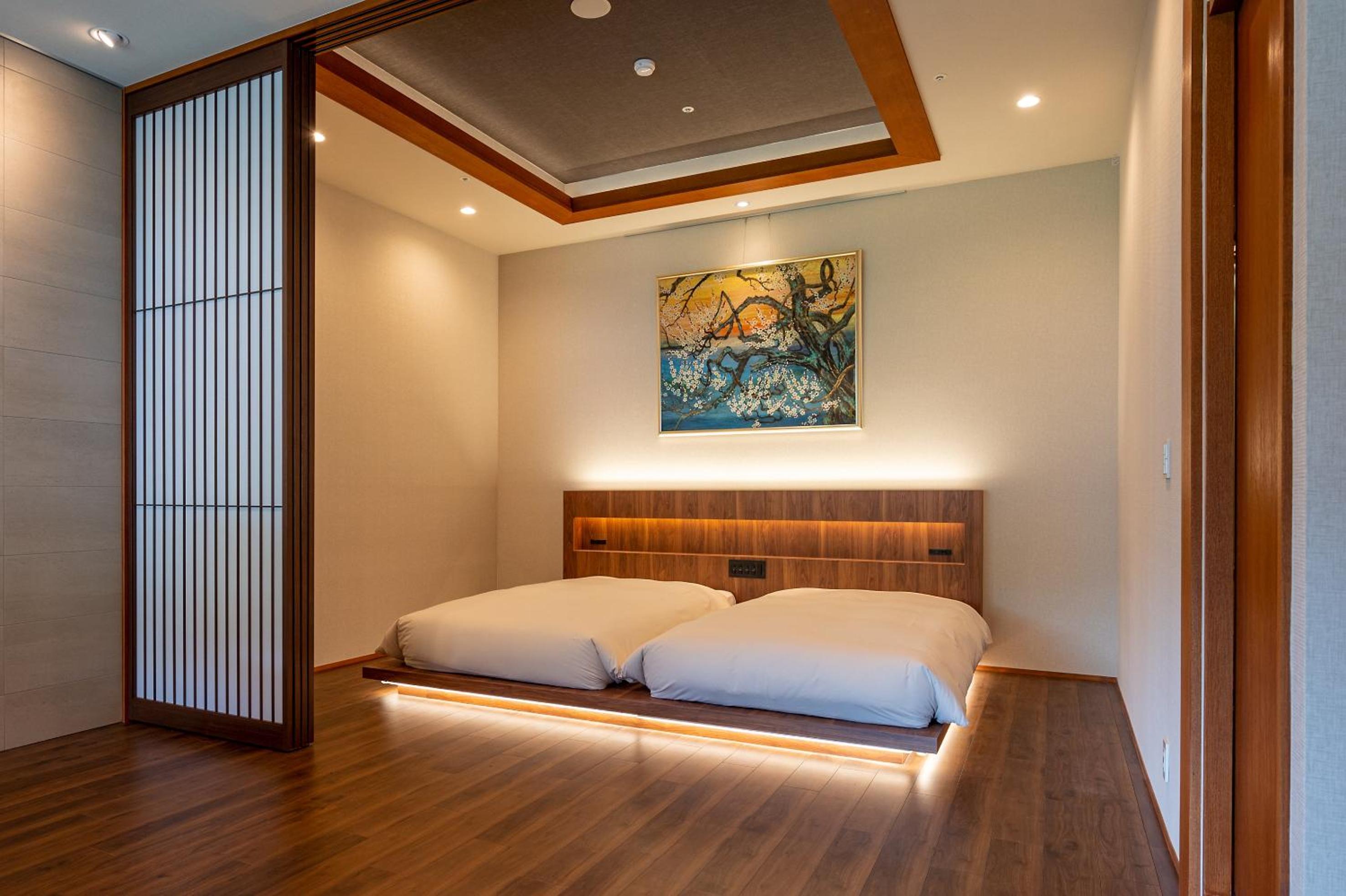 Riverside Special Japanese-Western Style room with Indoor bath - Photo 1