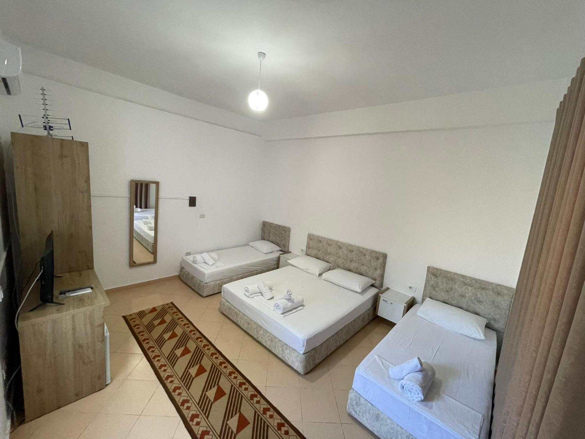 Classic Quadruple Room