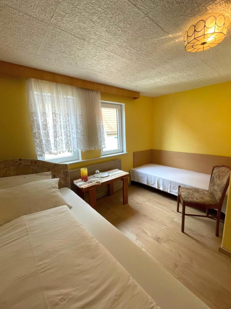 Single Room With Private Bathroom photo 3