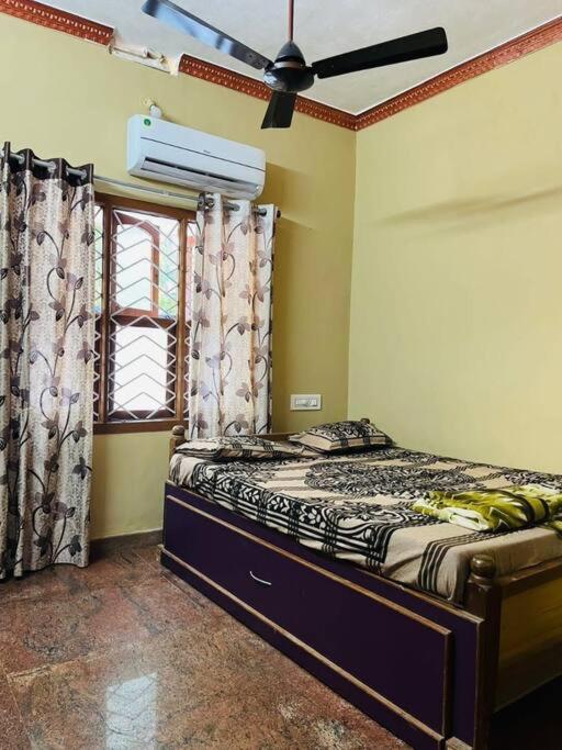 Four-Bedroom House photo 1