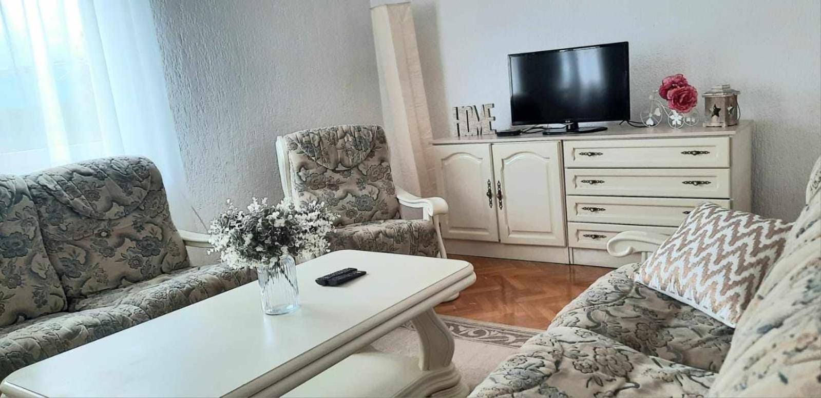 Apartment - Photo 13
