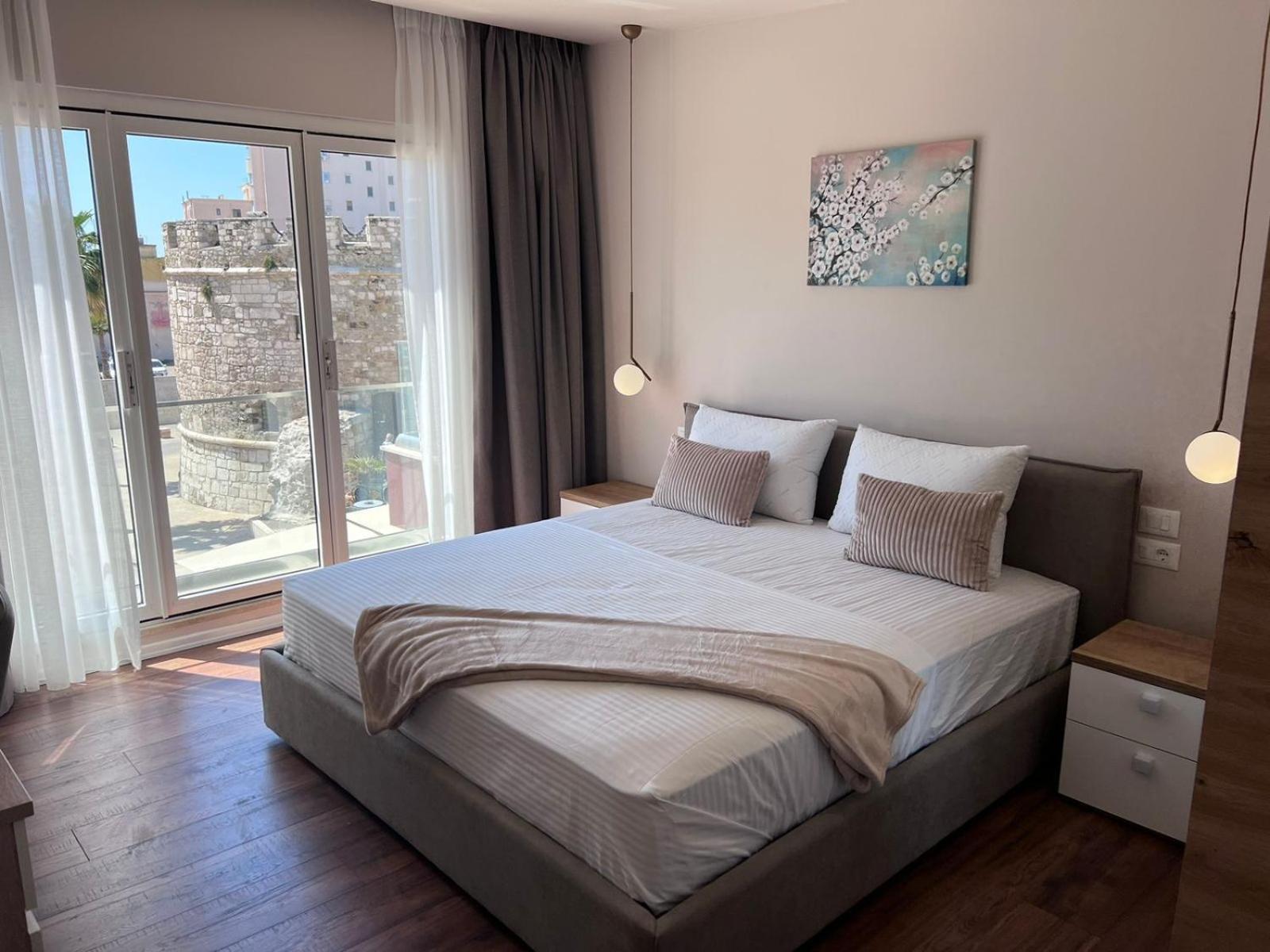 Deluxe Double Room with Castle View