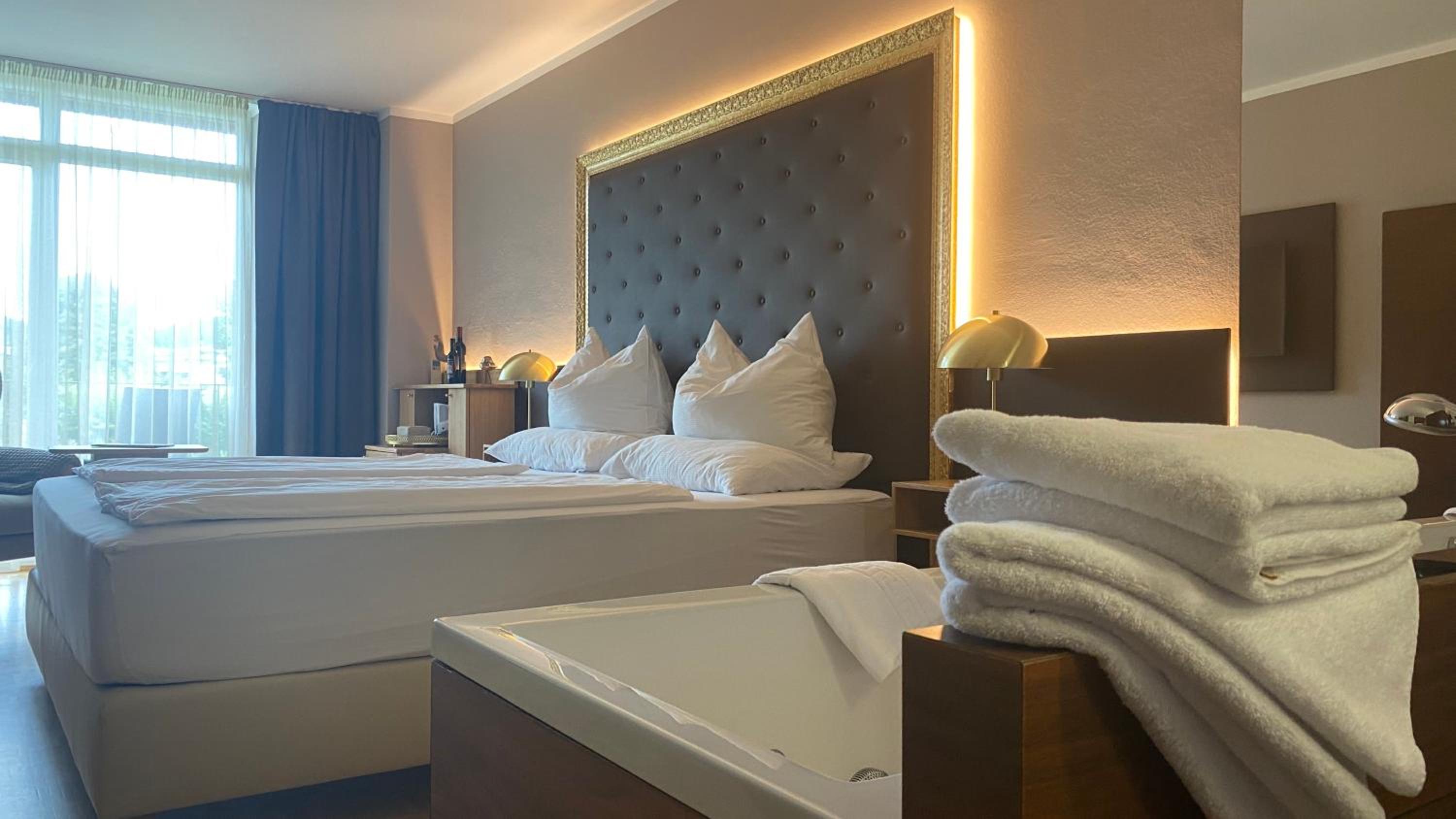 Deluxe Double Room with Balcony - Photo 1
