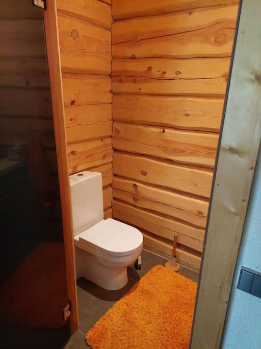 One-Bedroom House photo 2