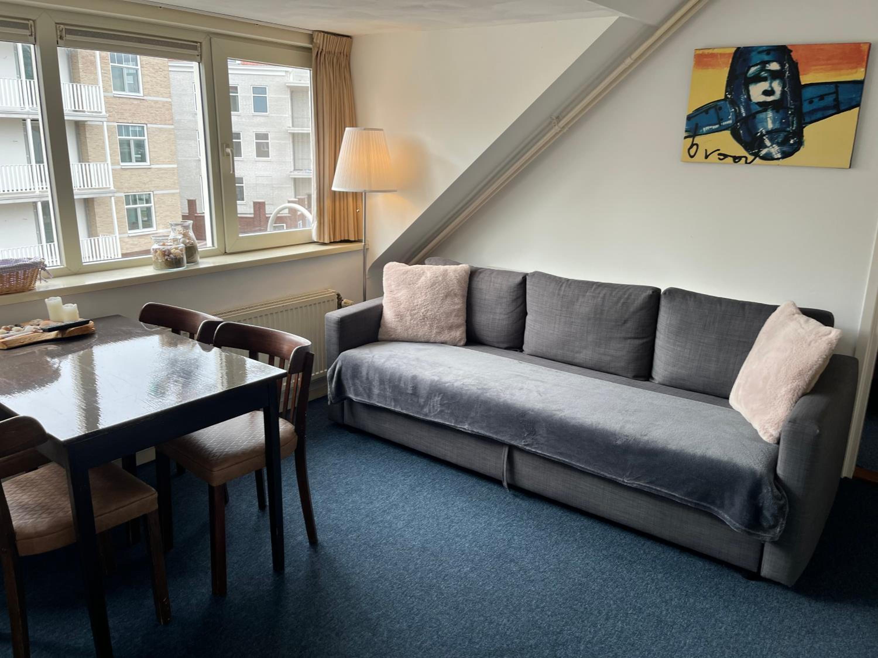 Apartment photo 2