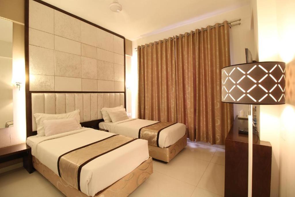 Deluxe Twin Room photo 3