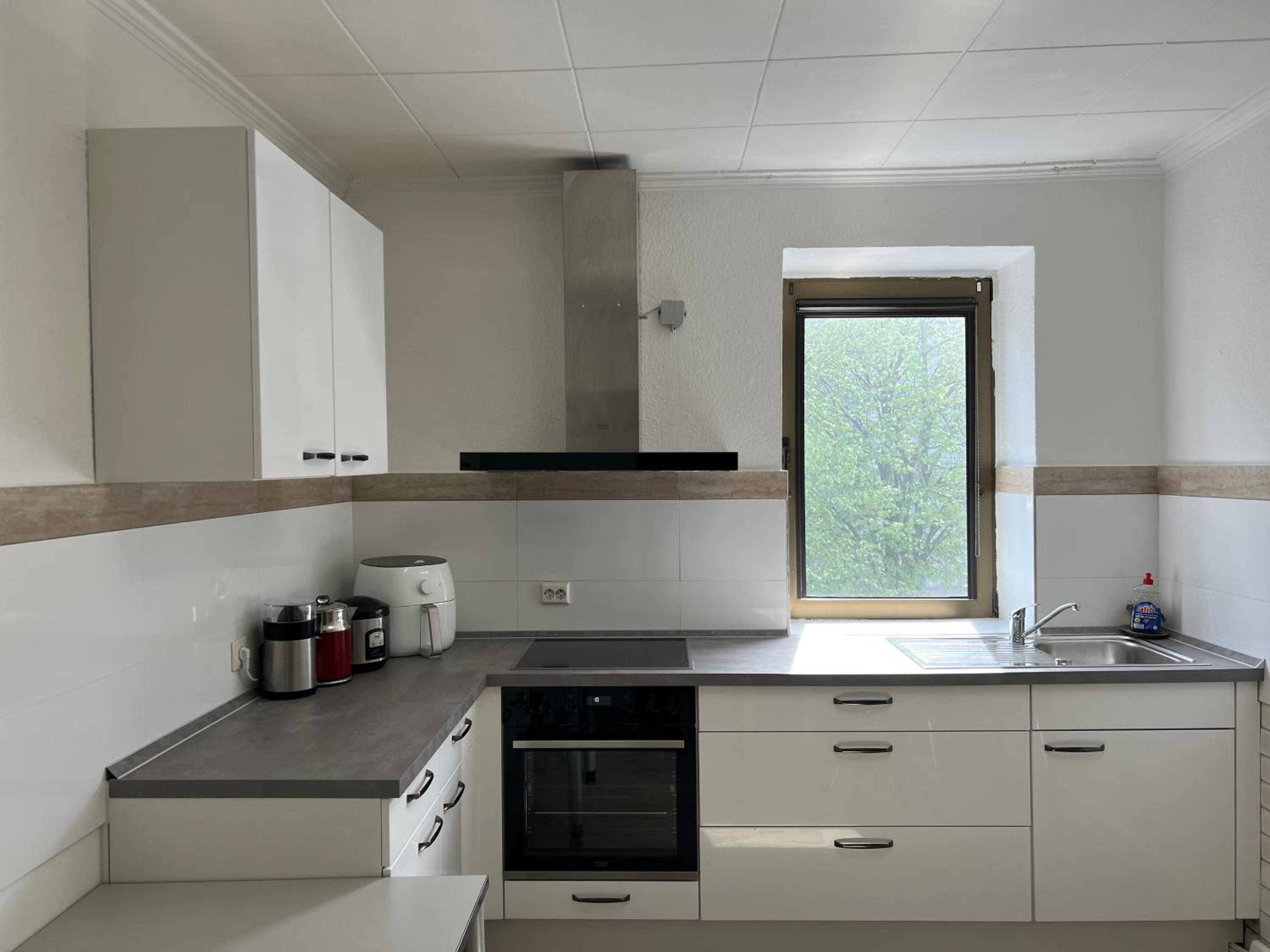 Standard Single Room with Shared Bathroom photo 2