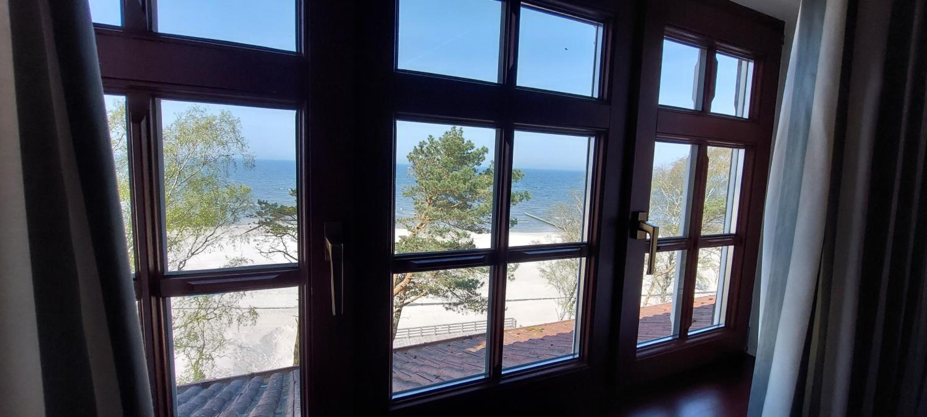 Double Room with Sea View - Photo 6
