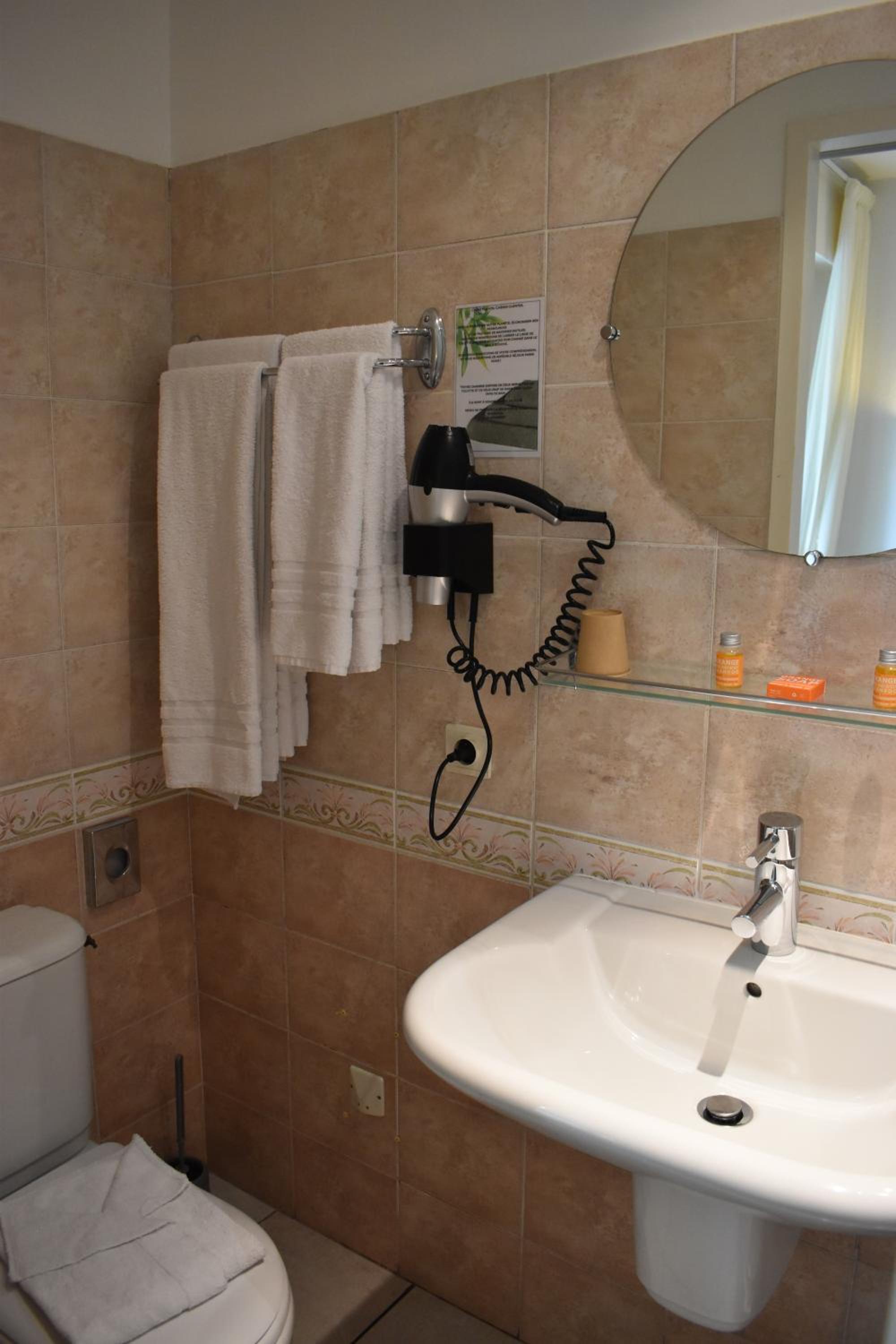 Triple Room photo 3