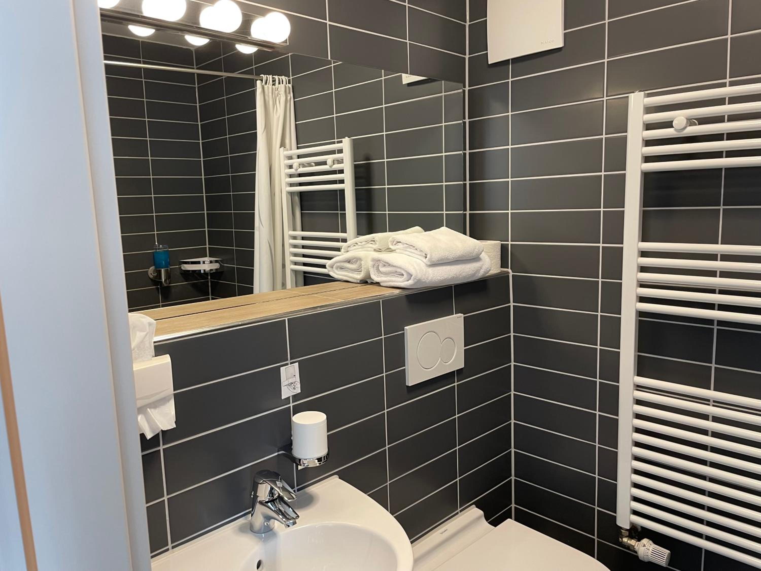 Single Room photo 1