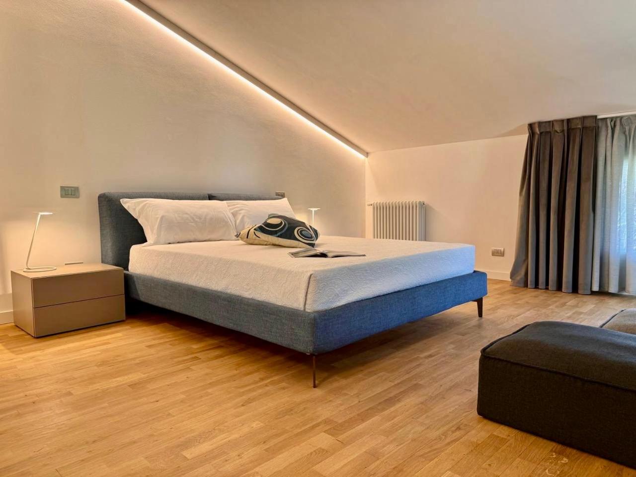 Villa photo 1