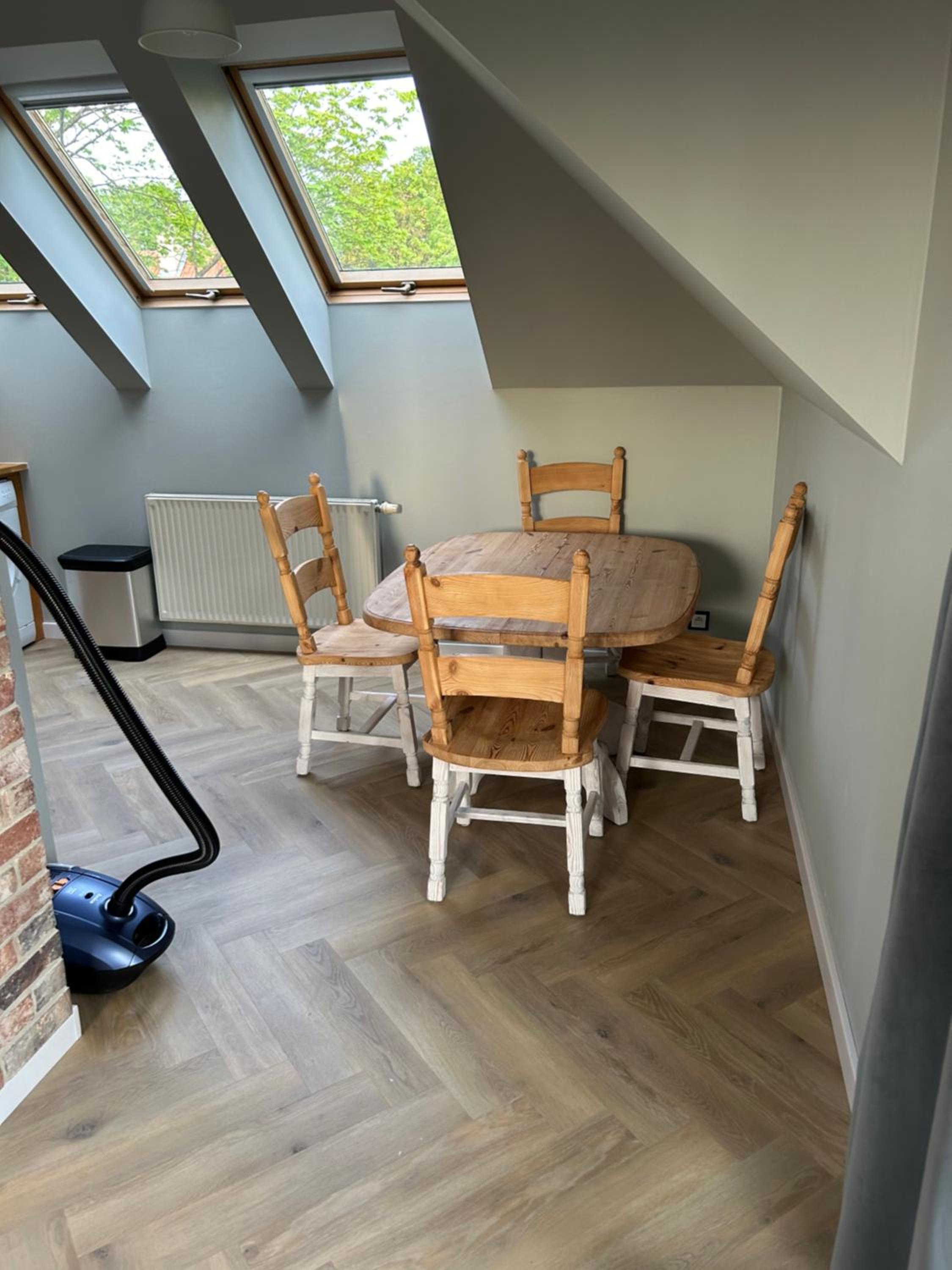 Apartment with Balcony photo 2