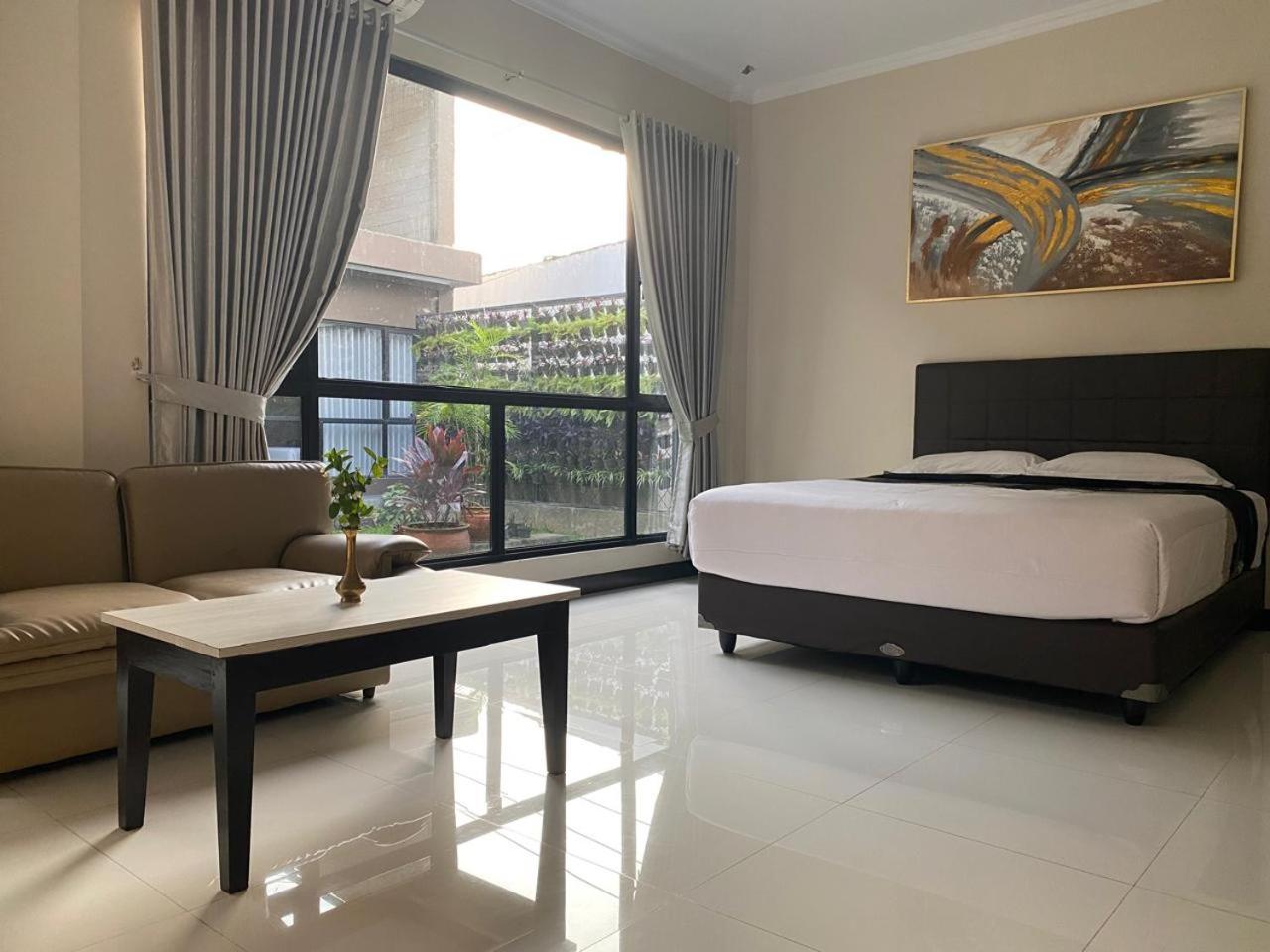 Deluxe Room - Photo 6