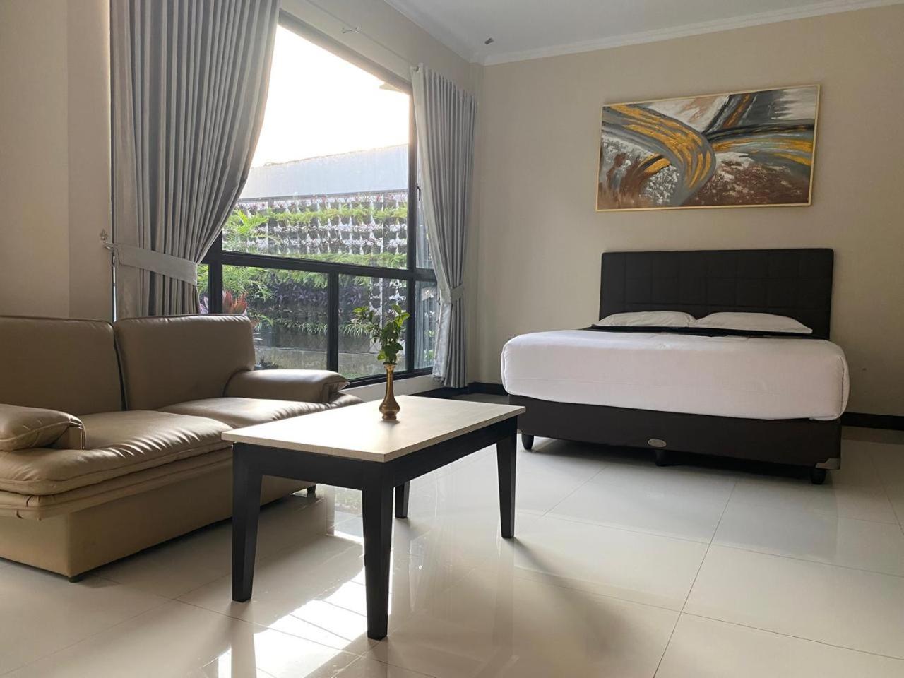 Deluxe Room - Photo 4