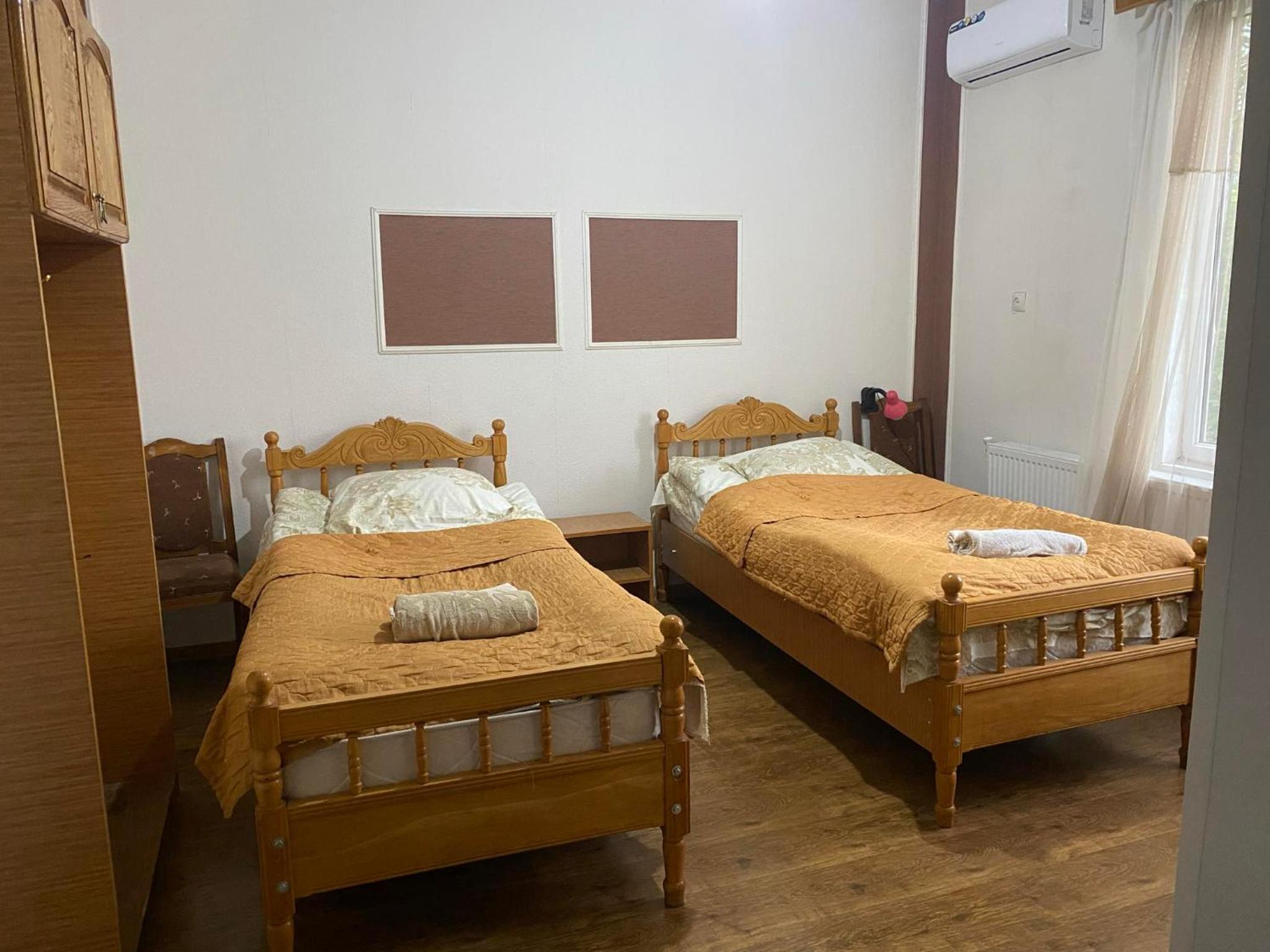 Double Room with Two Double Beds photo 2