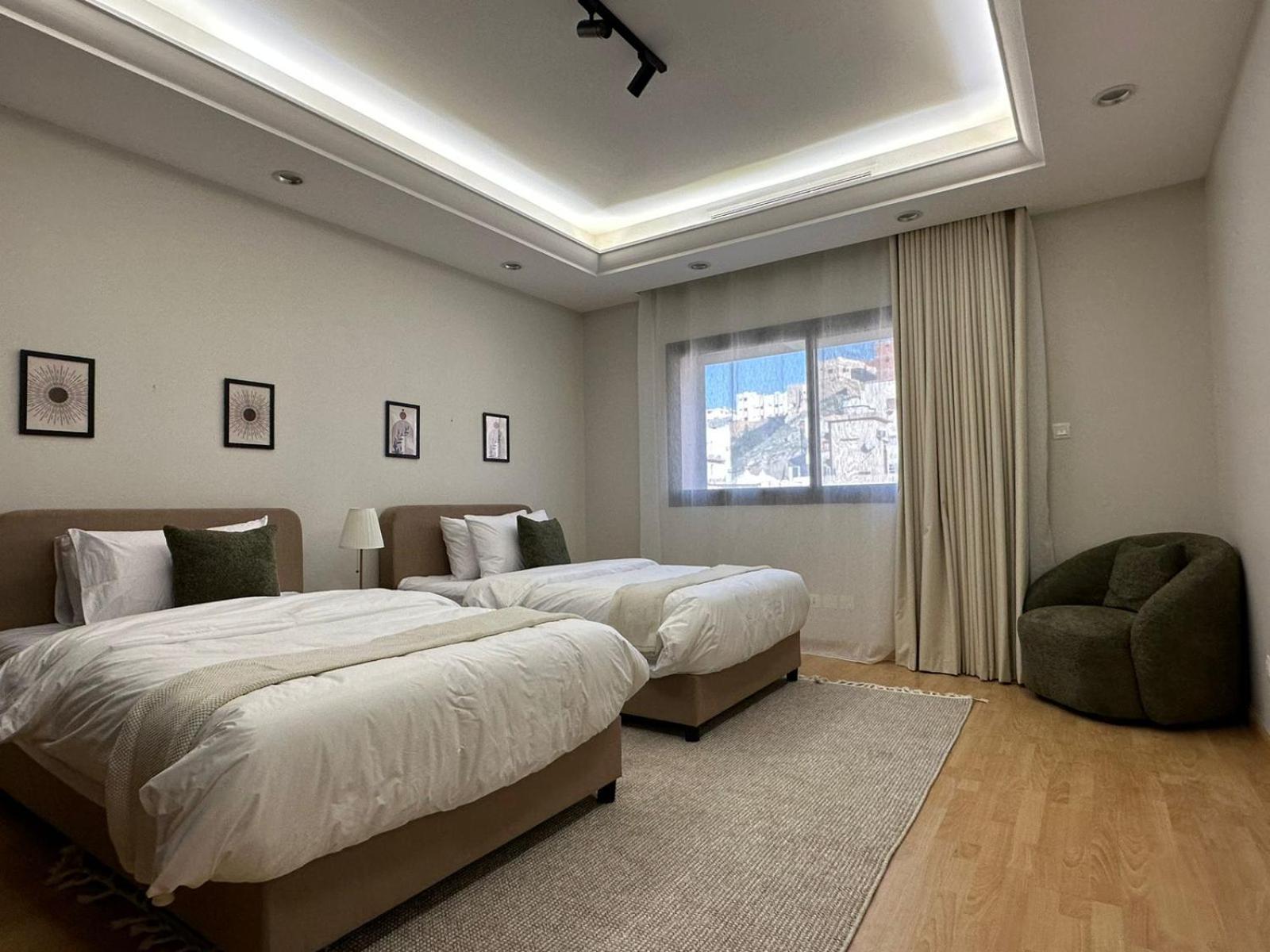 Two-Bedroom Suite photo 2