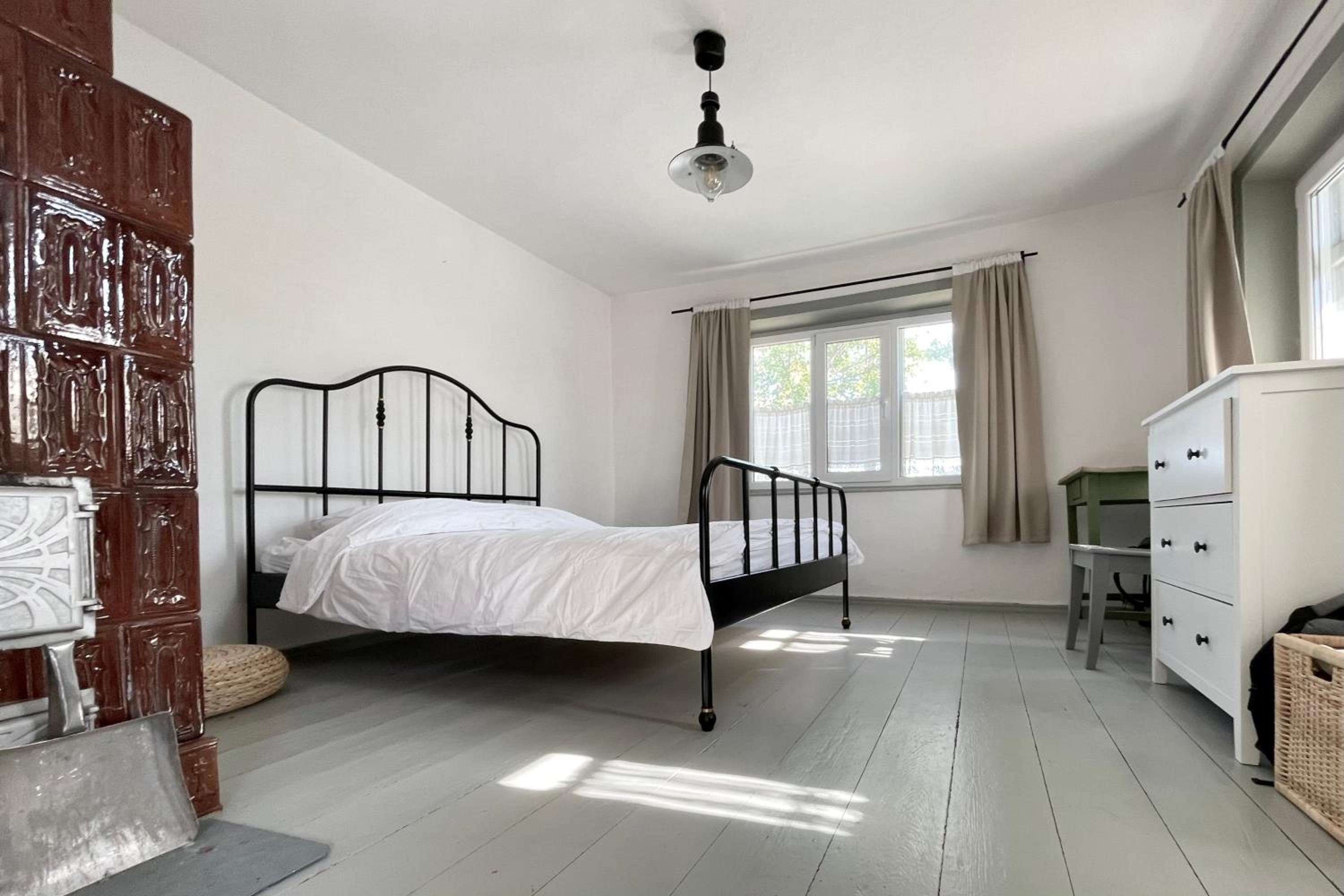 One-Bedroom House photo 1