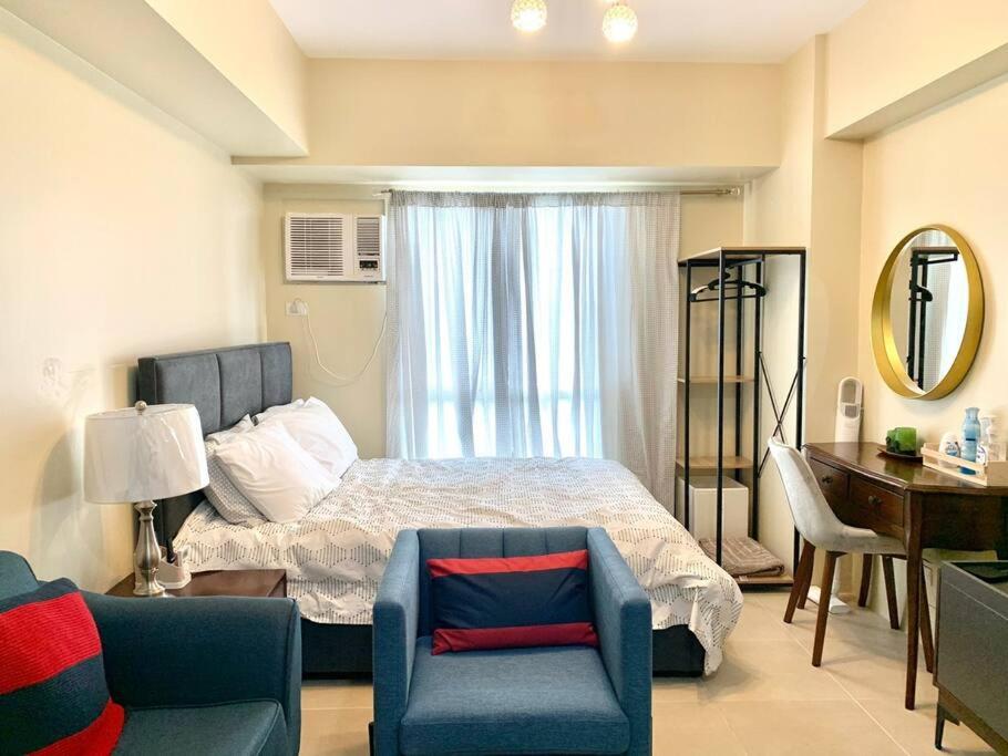 Studio Apartment with Queen Bed photo 1