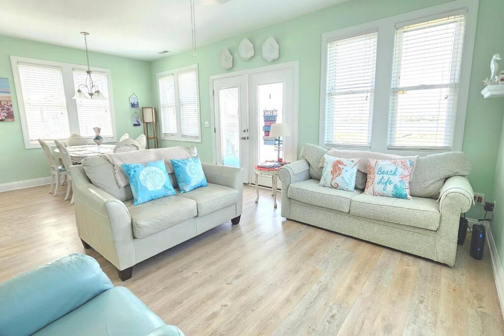 Four-Bedroom House photo 2