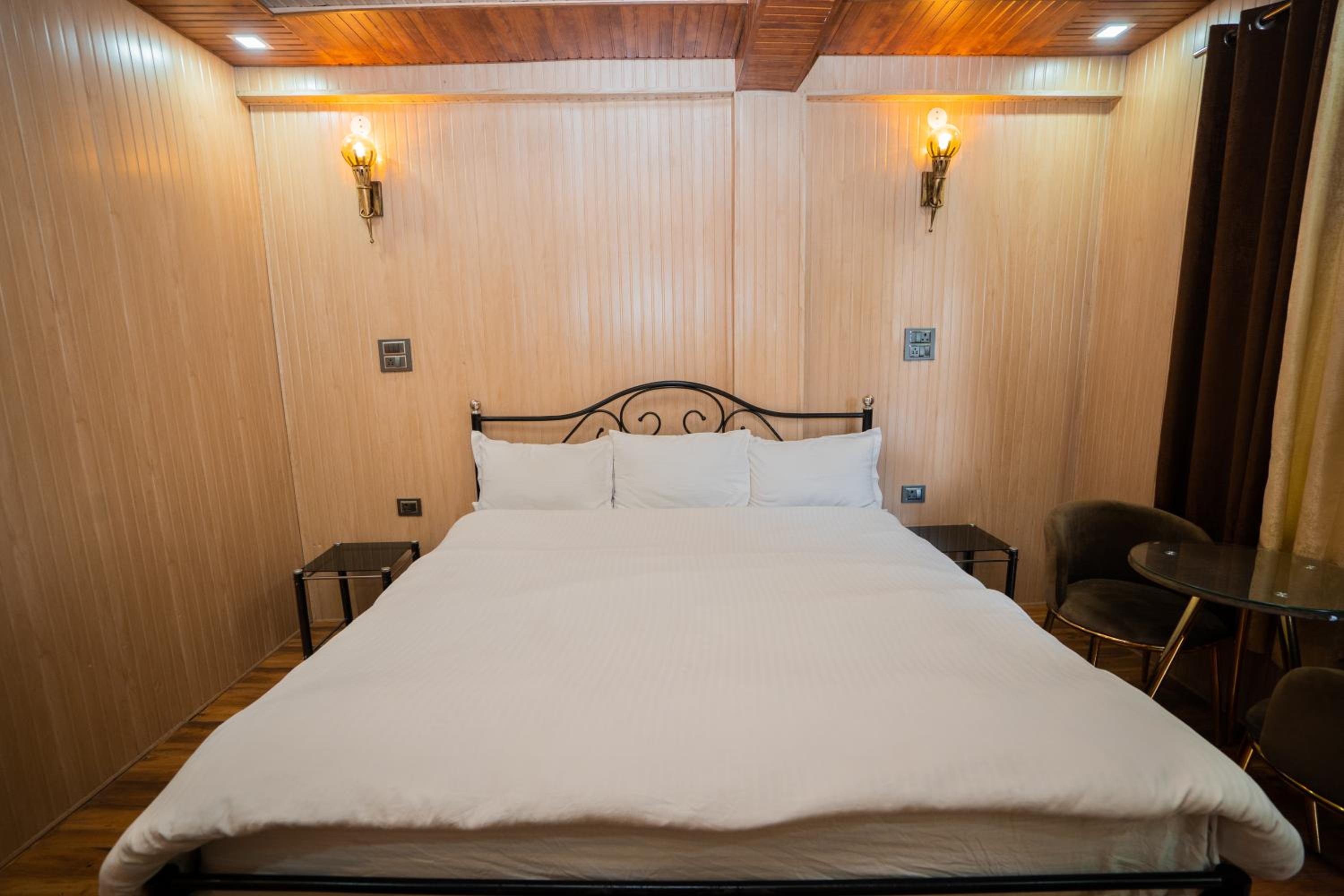 Suite photo 1