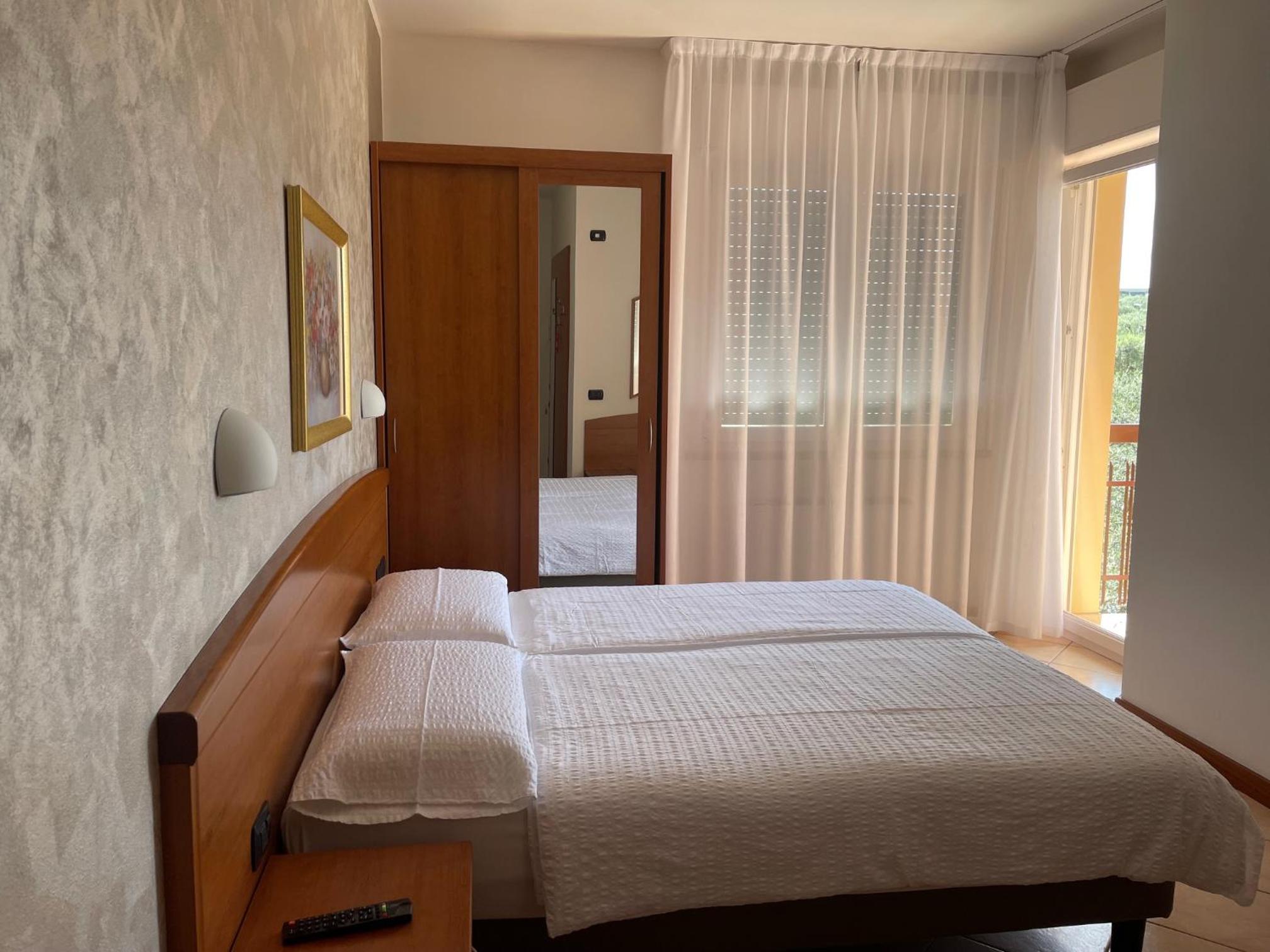 Double or Twin Room with Balcony photo 1
