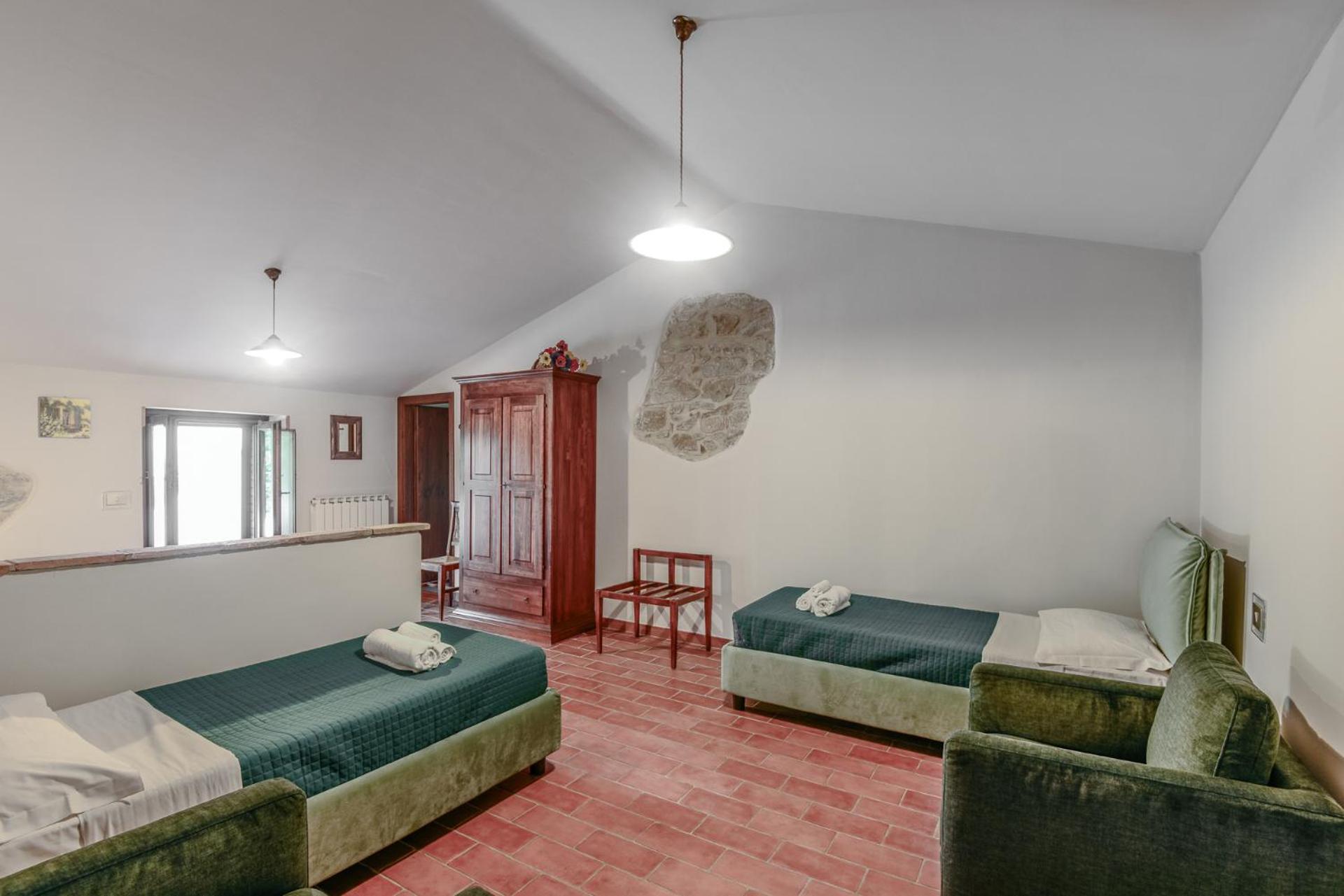 Apartment with Terrace photo 3