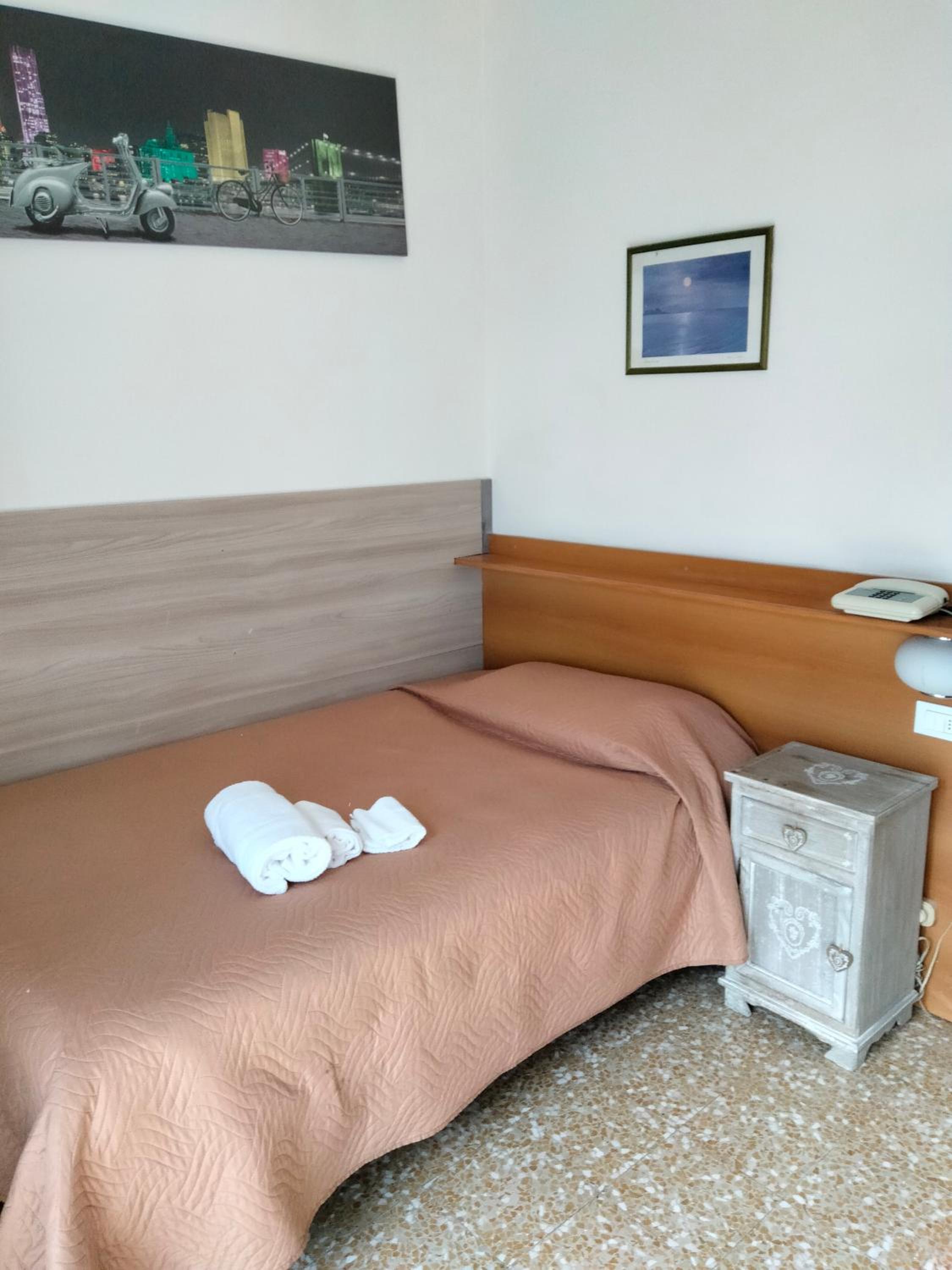 Single Room photo 1