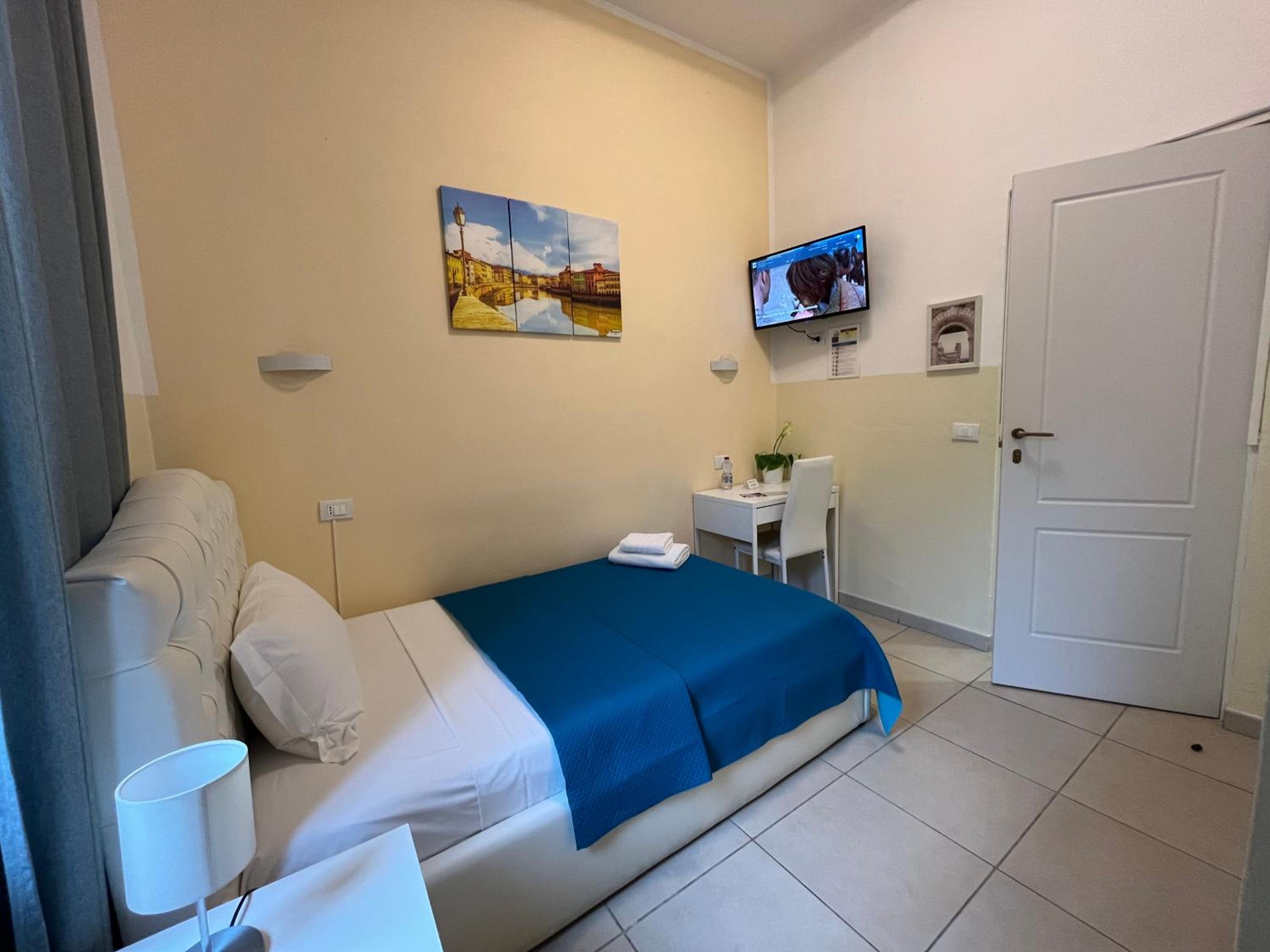 Single Room with Private Bathroom