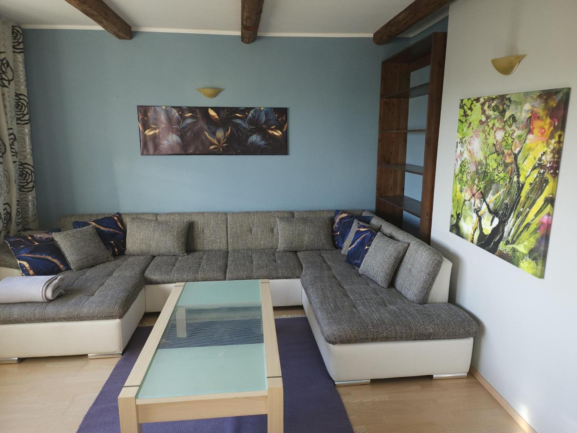 Three-Bedroom Apartment photo 1