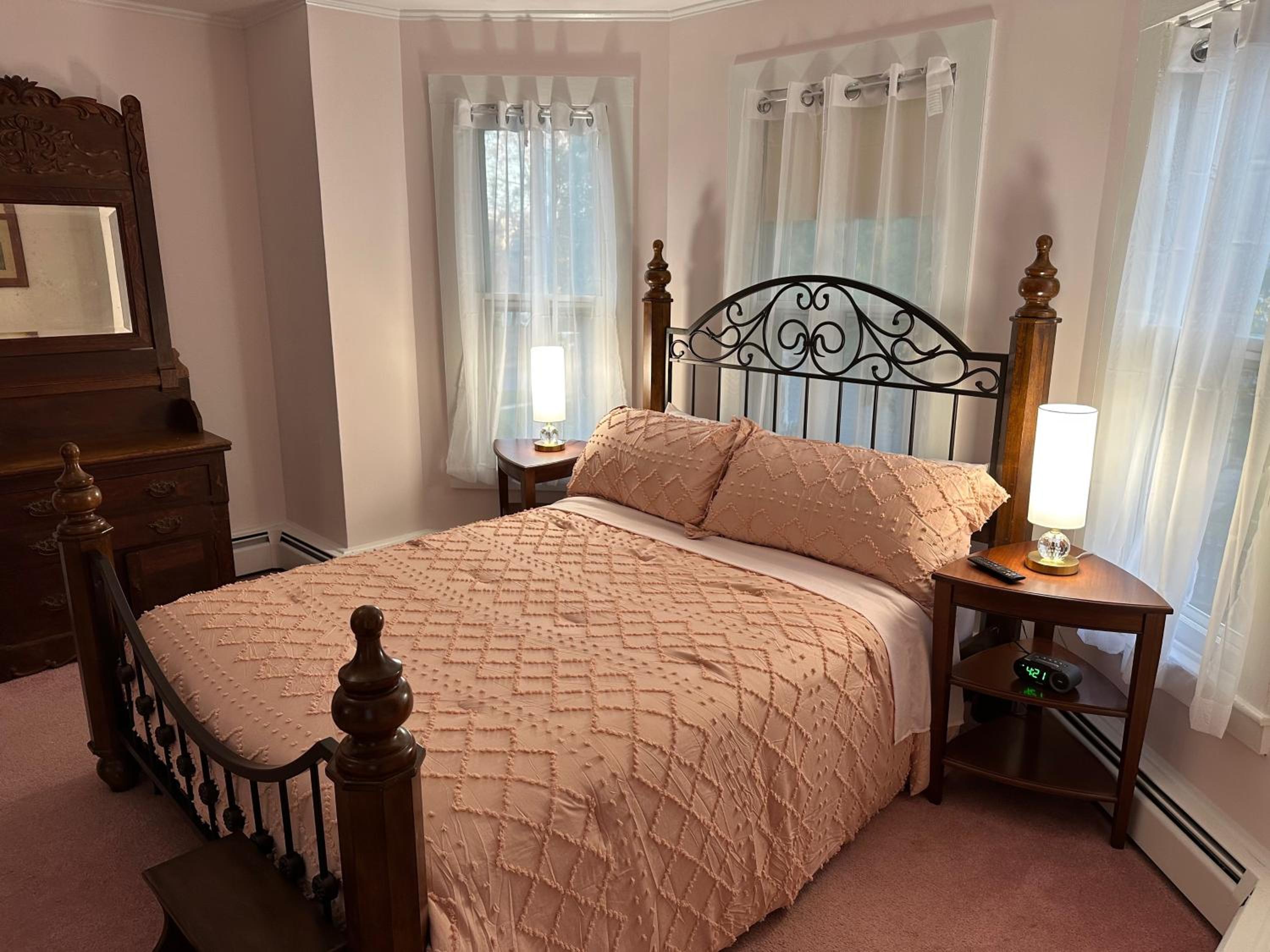 Double Room with Private Bathroom photo 1