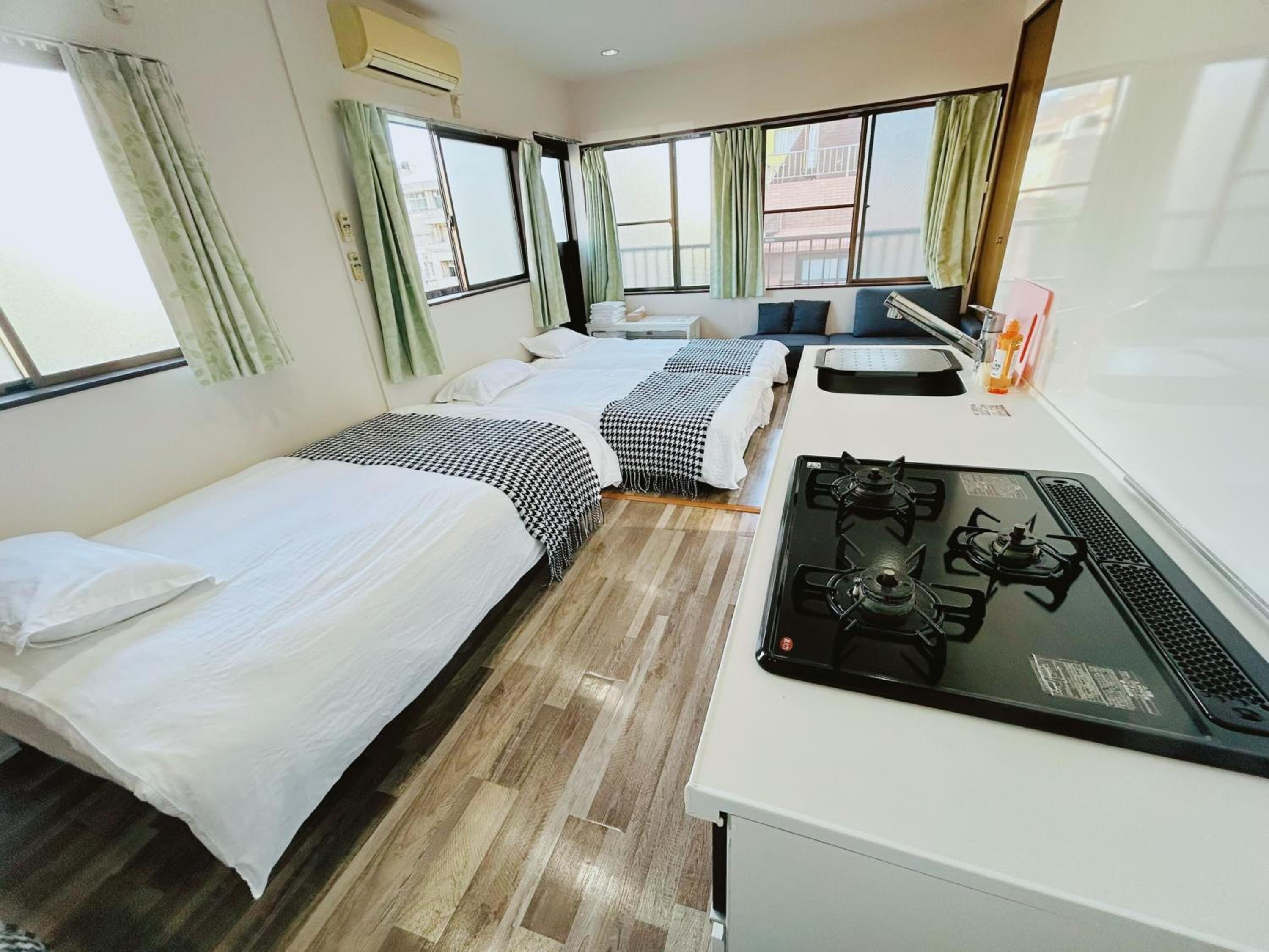 Apartment photo 3