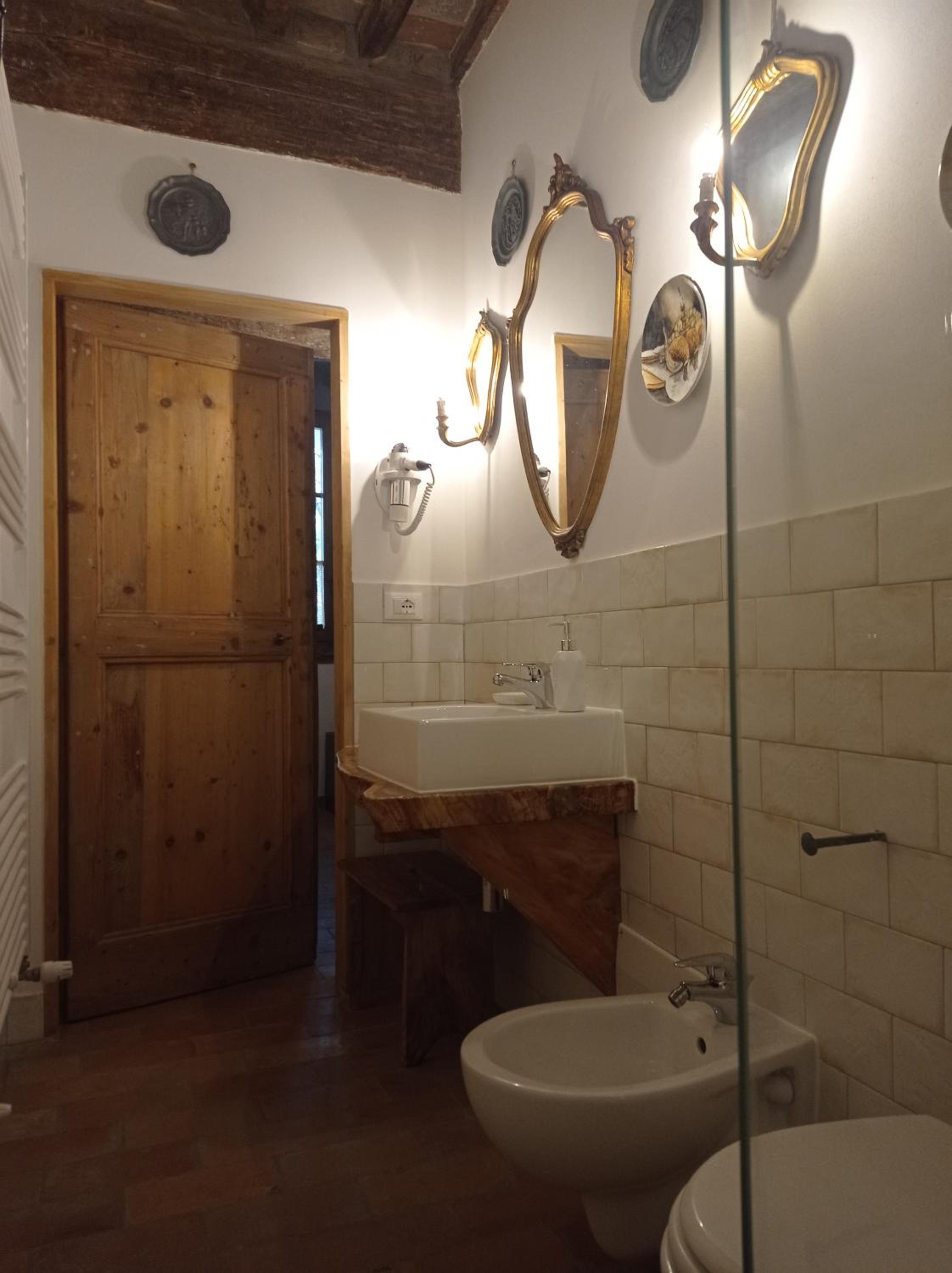 Double or Twin Room photo 3