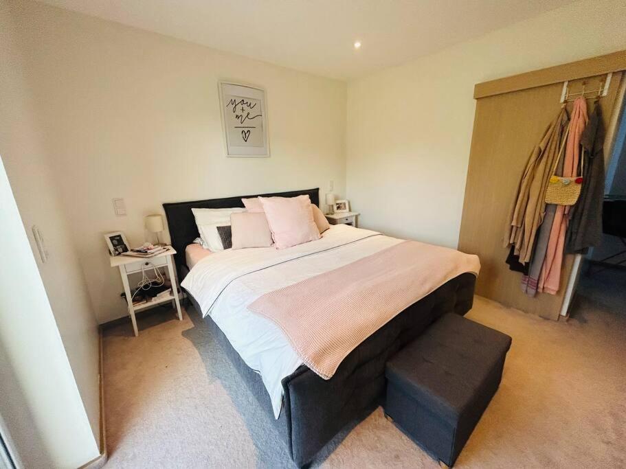 Four-Bedroom House photo 2