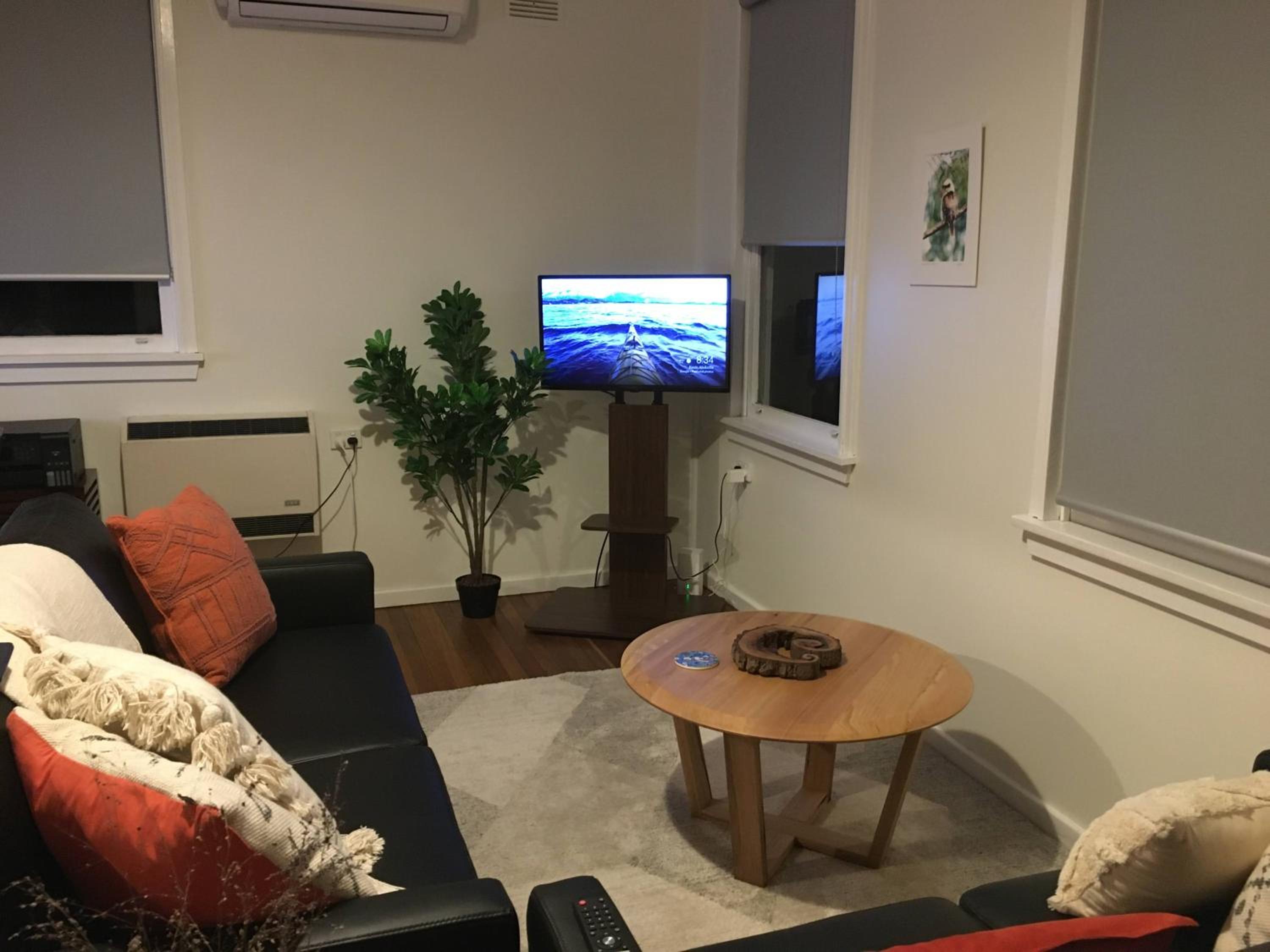 One-Bedroom House photo 1