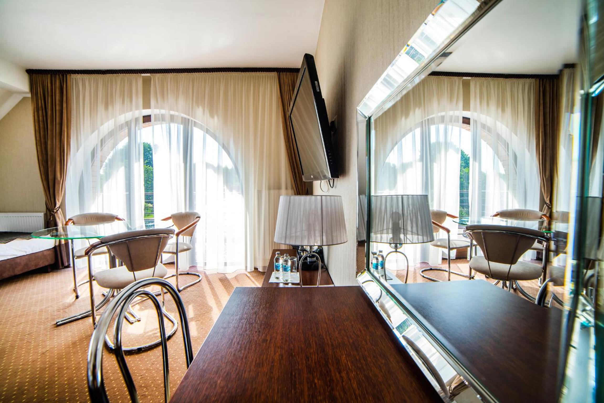 Deluxe Double or Twin Room photo 1