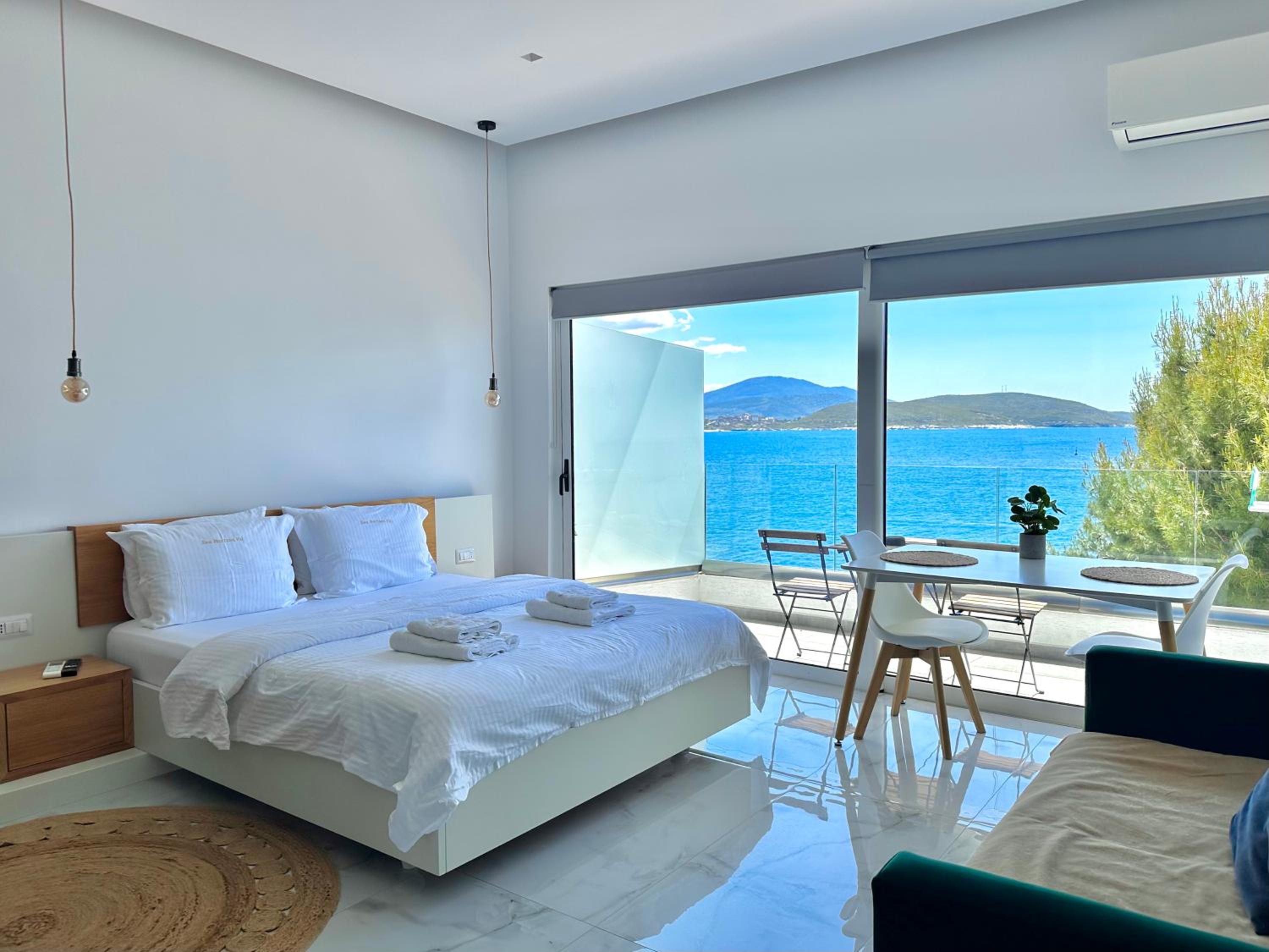 Apartment with Sea View photo 2