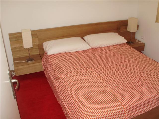 Two-Bedroom Apartment - Photo 4